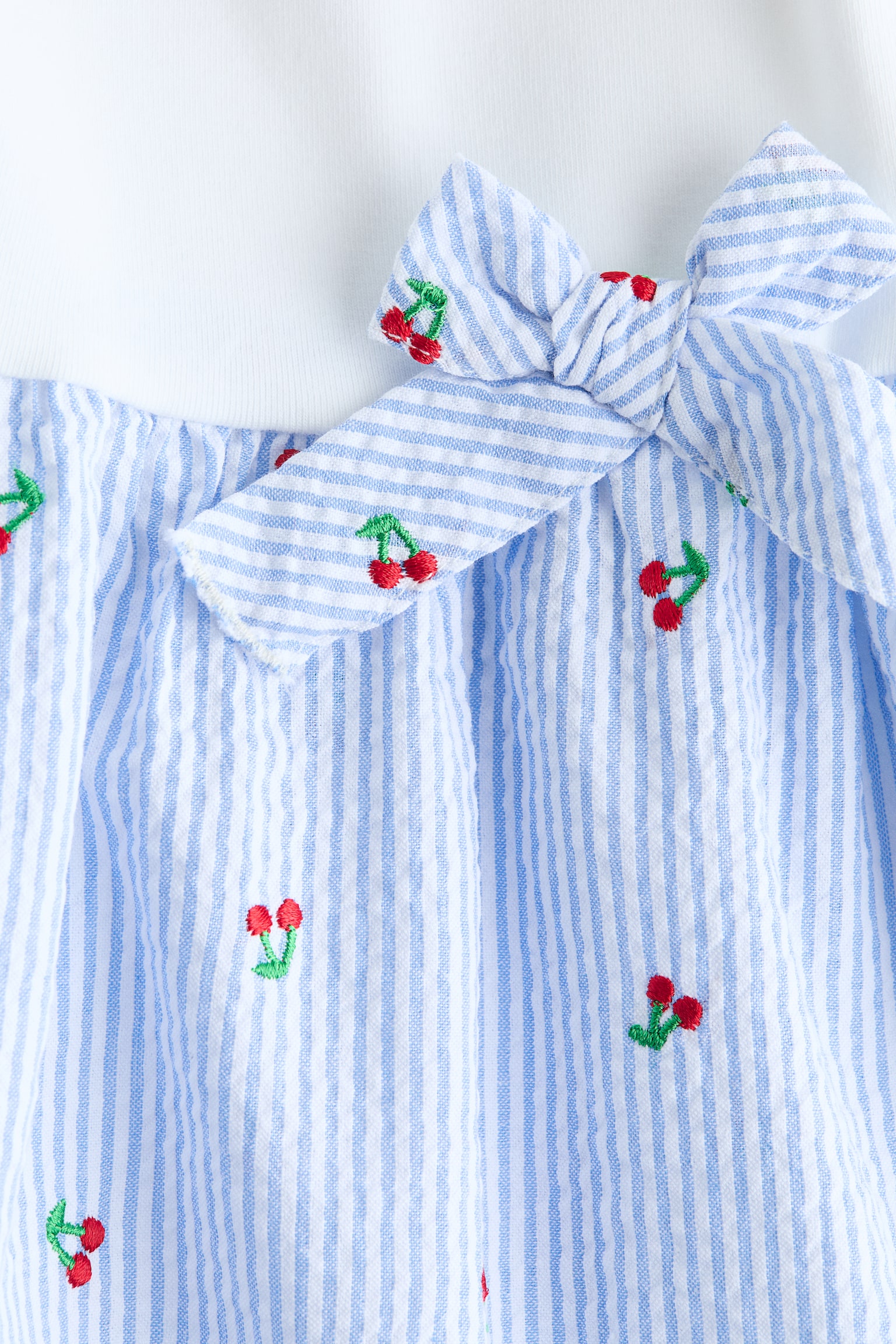 Seersucker-Skirt Dress - Light blue/cherries - 2