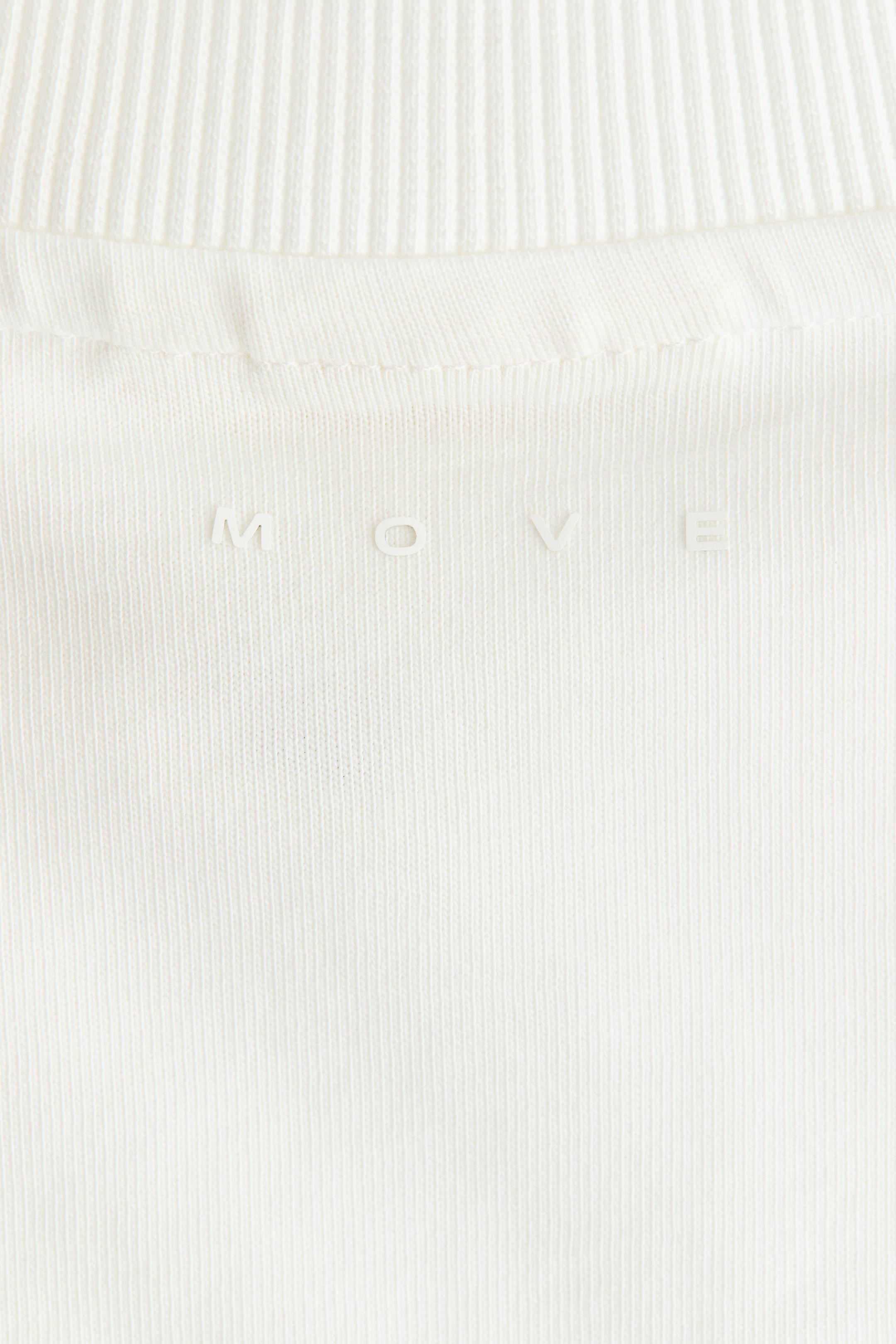 Loose-Fit Long-Sleeved Sports Shirt with DryMove™