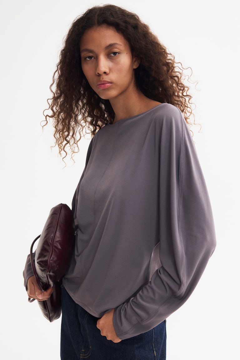 Majica dugih rukava s čamac-izrezom