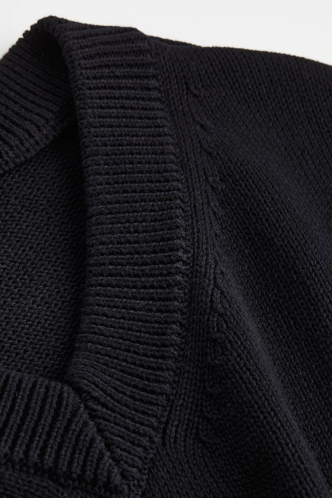 Relaxed Fit V-neck sweater vest - Black - 5