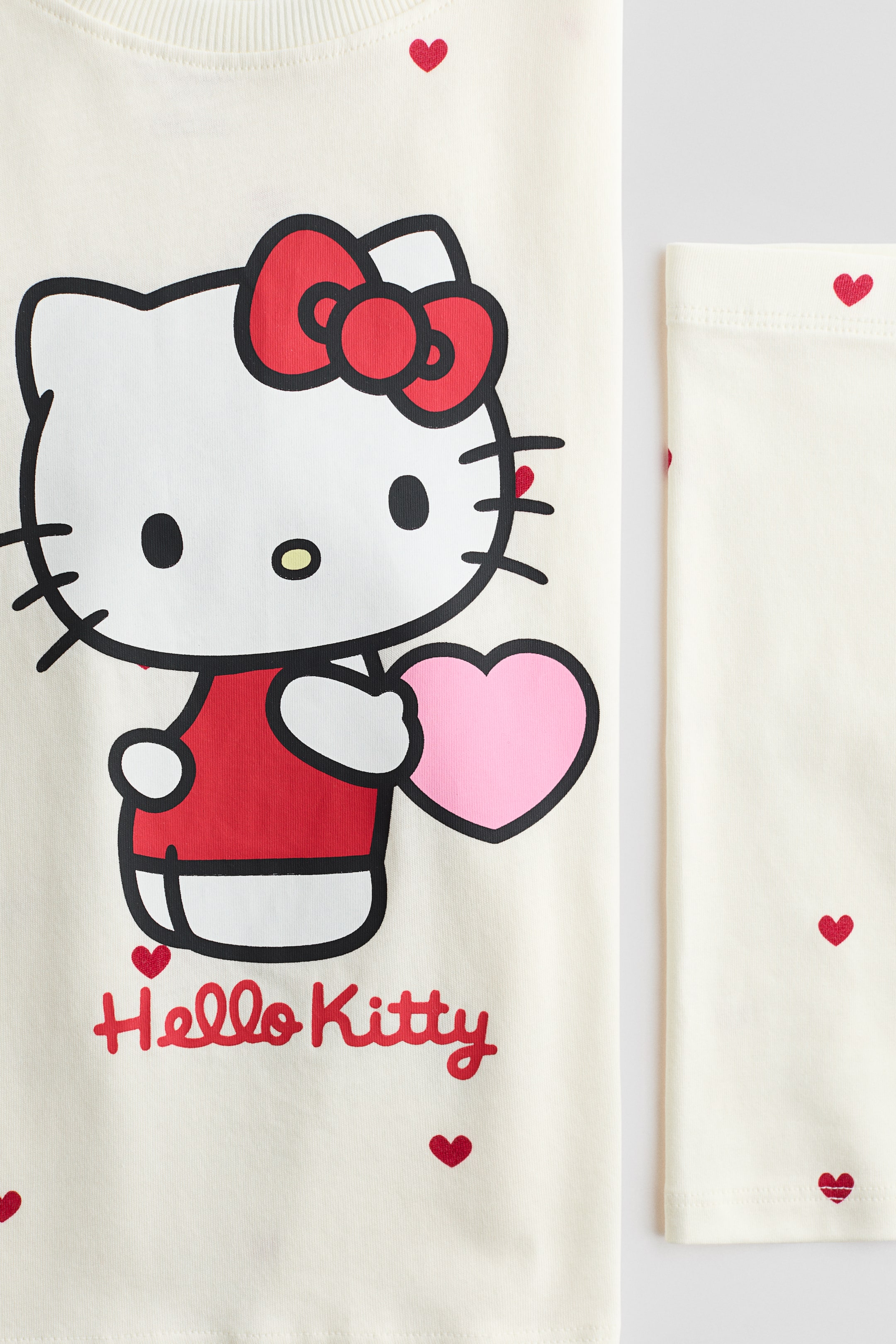 View larger image: 2-piece printed set - Light beige/Hello Kitty - Kids | H&M IN 2