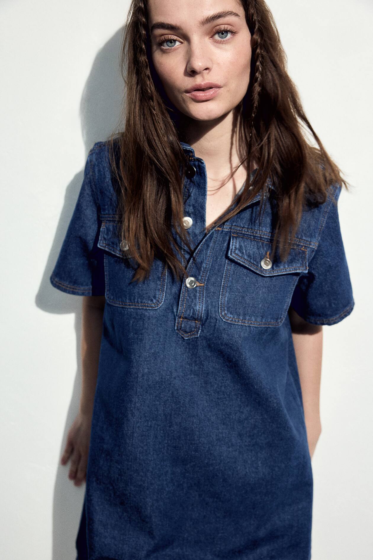 Short-Sleeved Denim Dress - image 2