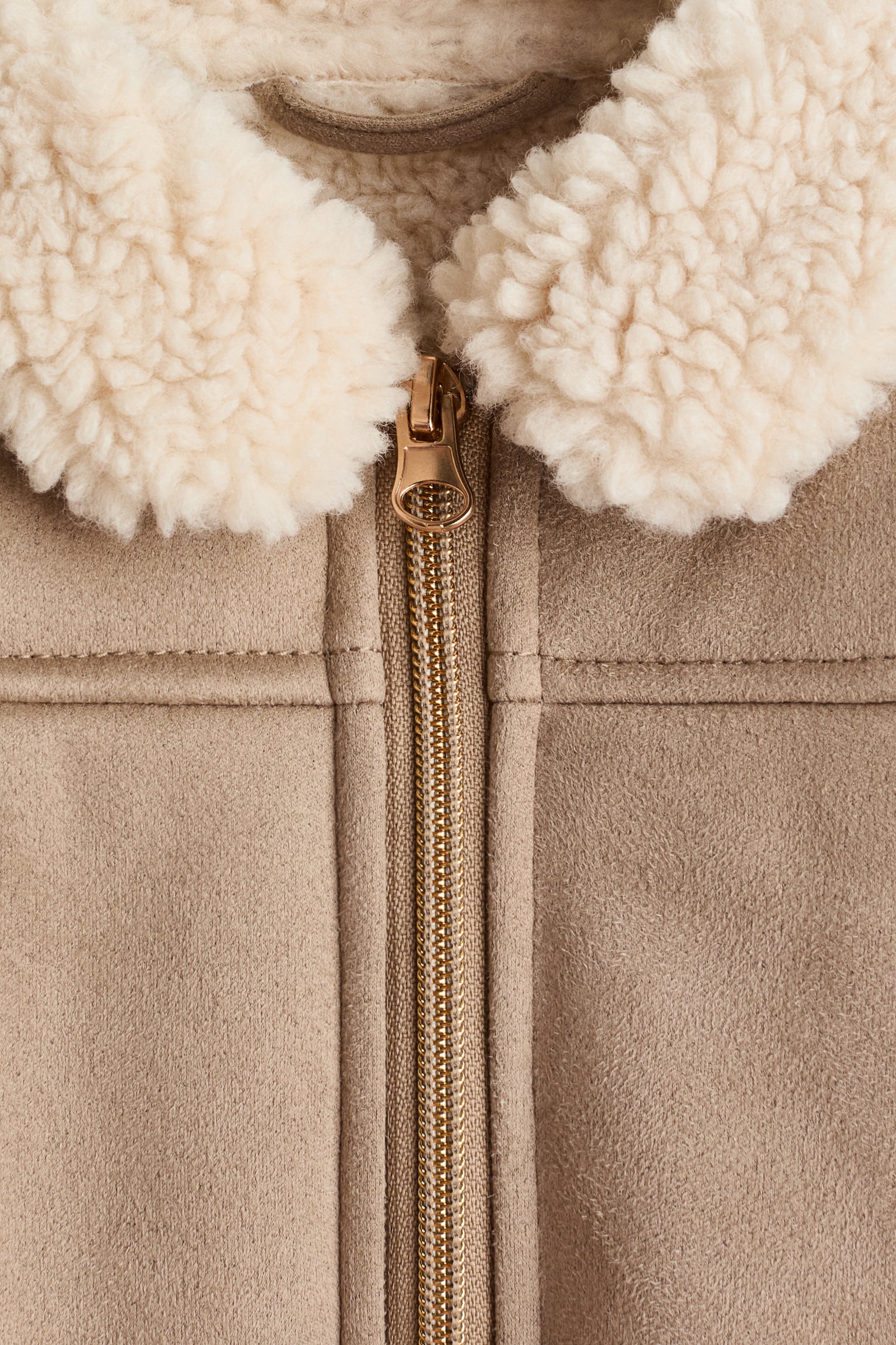 Детская куртка H&M Jacket with Teddy Fleece Details, цвет: Светлый бежевый — фото 2