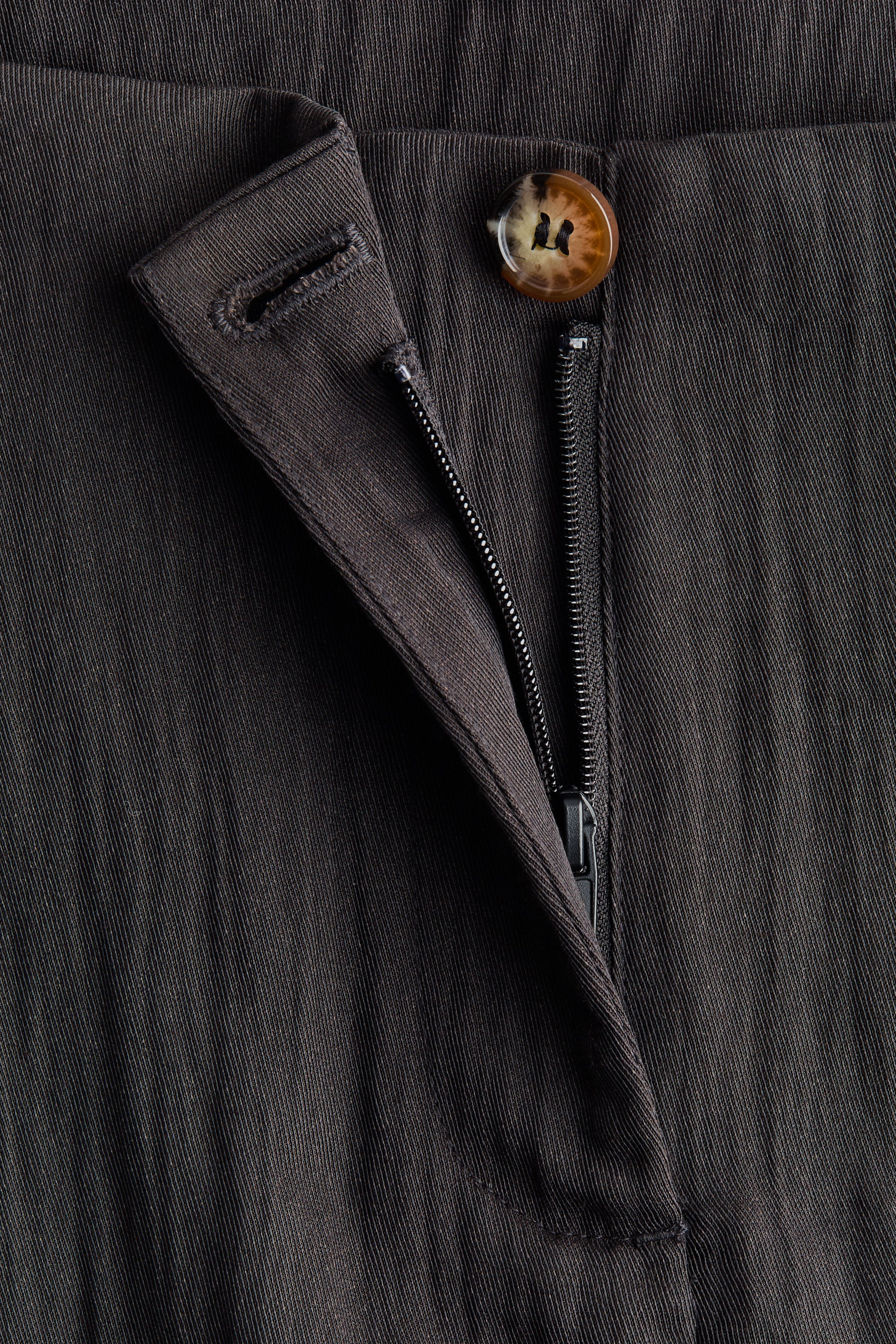 Pantalon froissé à jambes tonneau