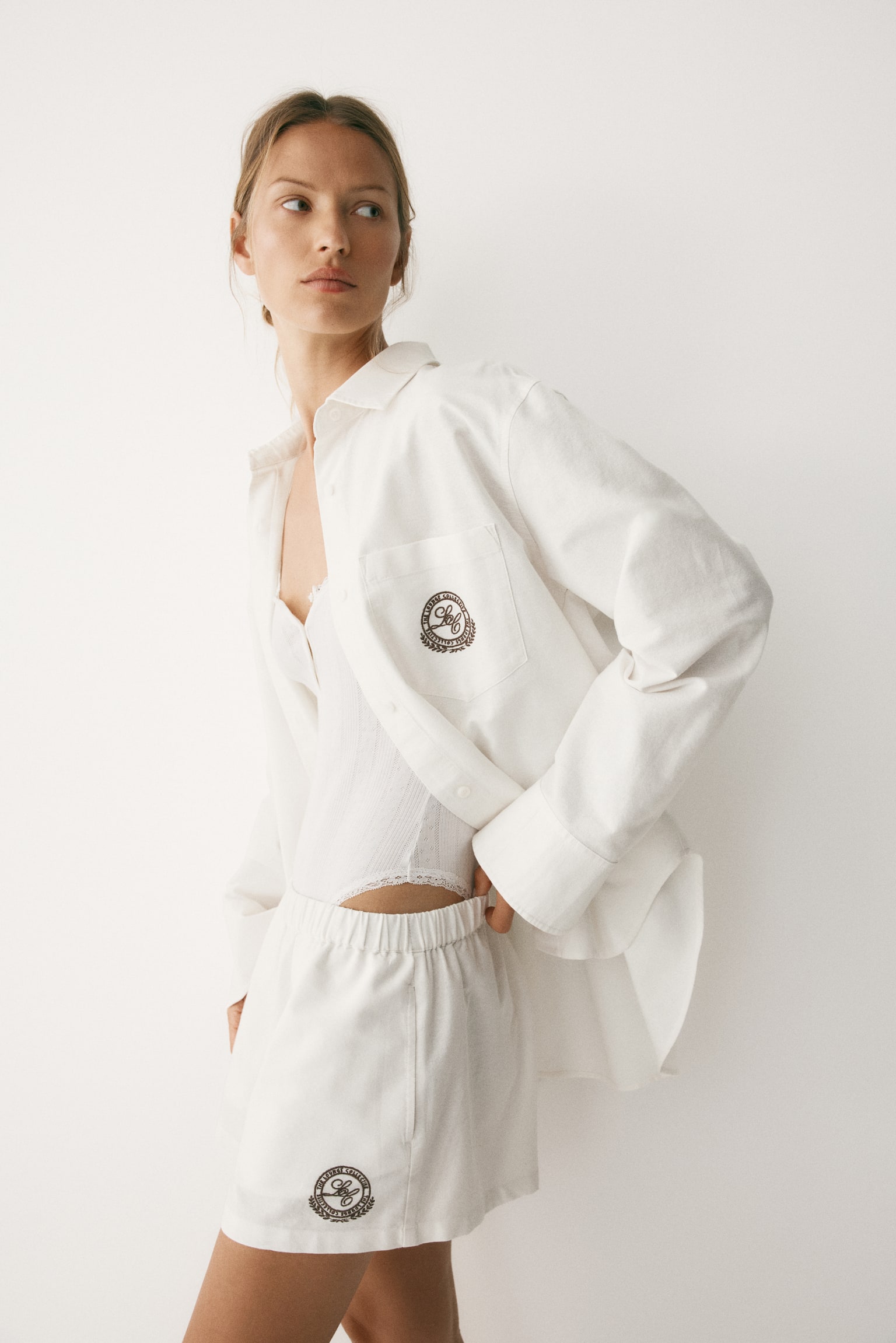 Oversized Baumwollbluse - Weiß/The Lounge Collective - 6