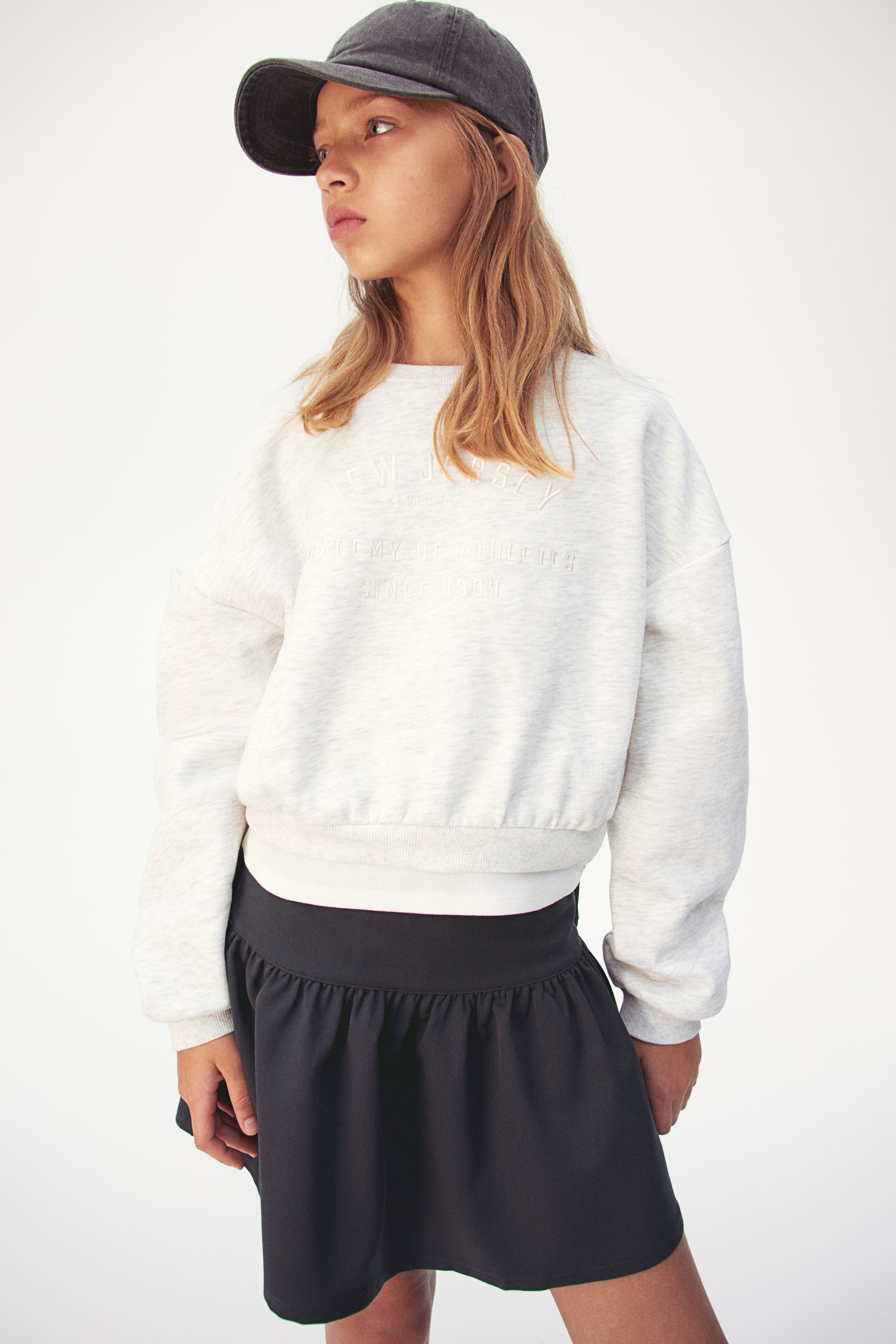 2-piece Sweatshirt and Skirt Set