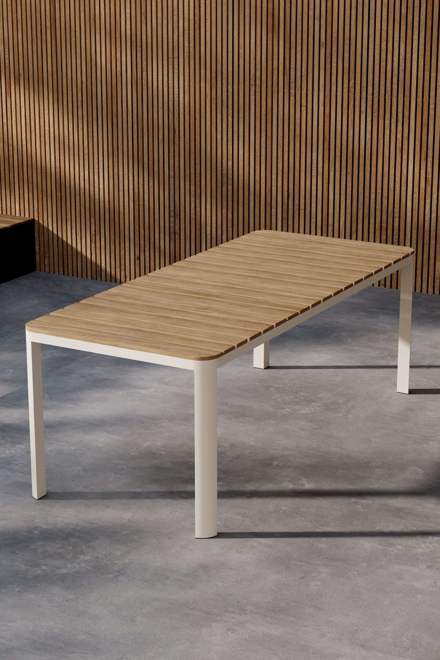 Etna Matbord - Aluminium, Beige