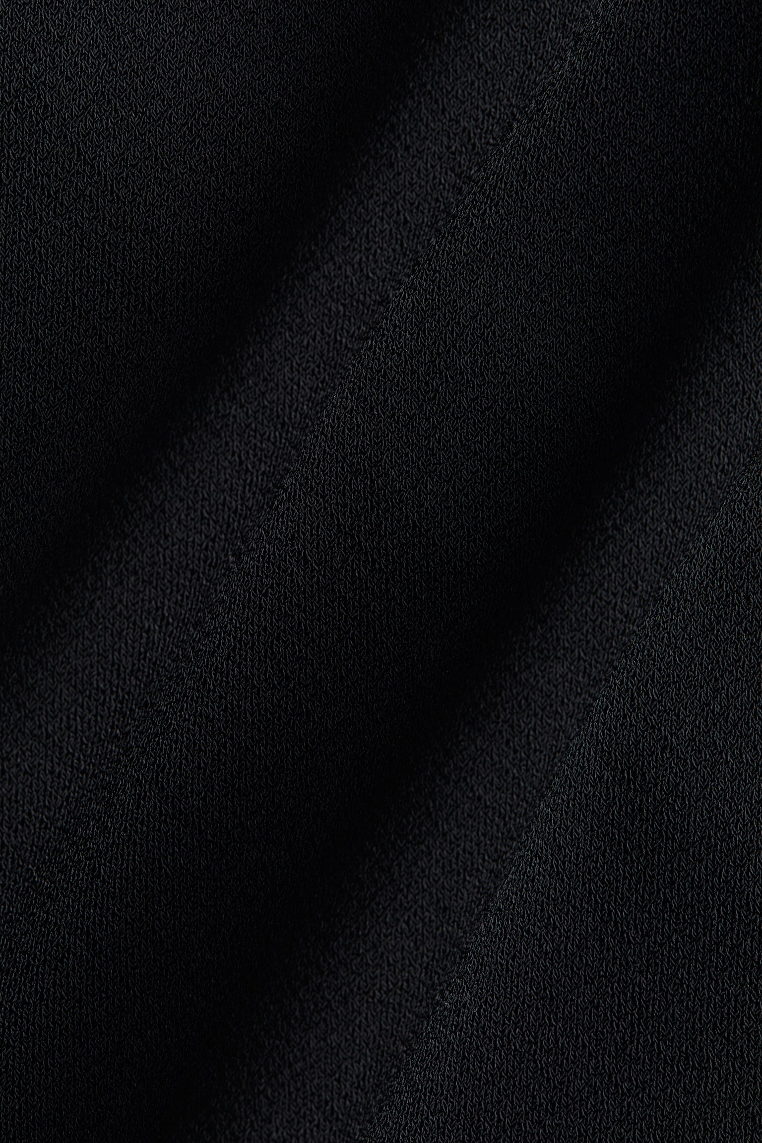 חולצה עם צווארון וי - שחור - 3