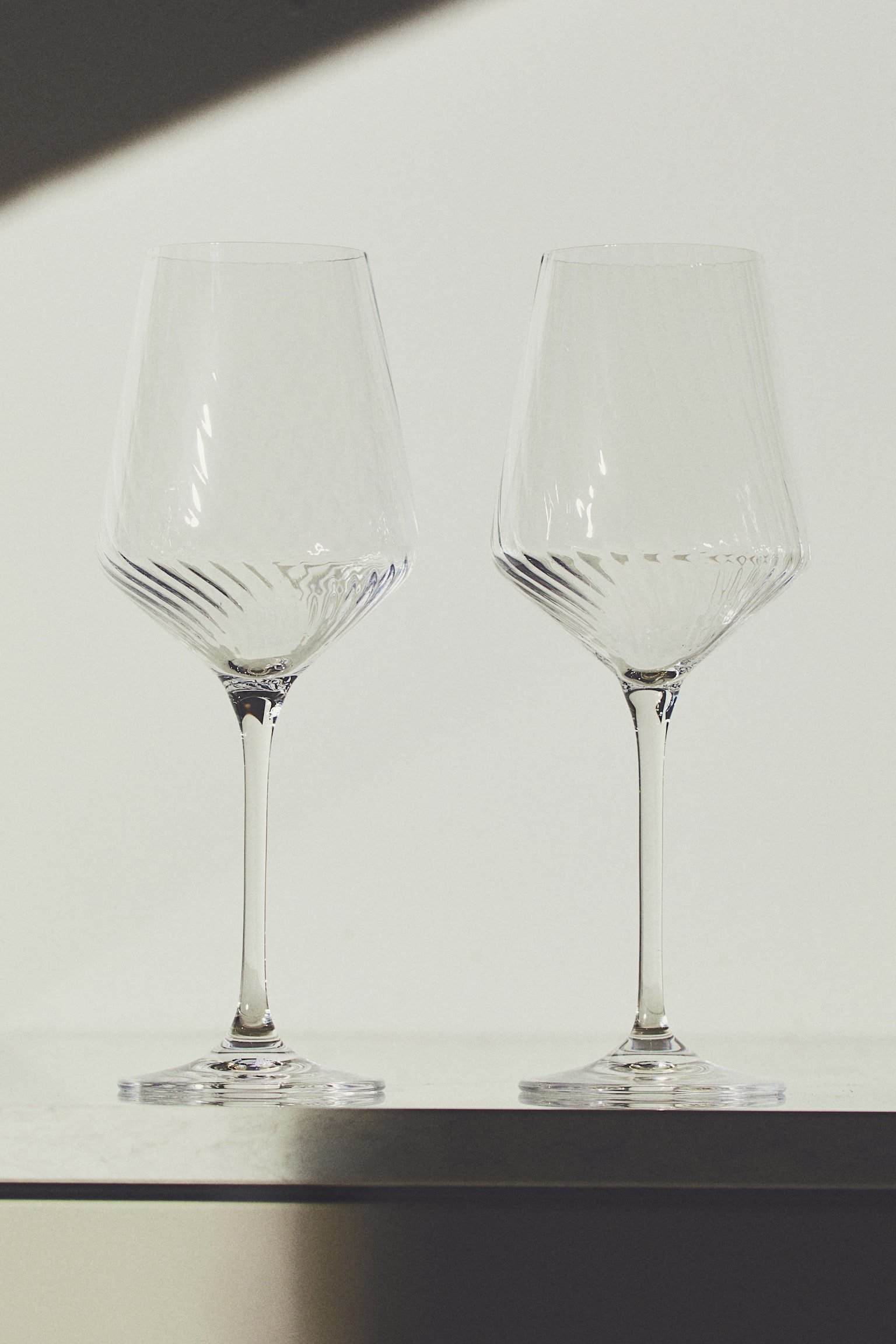 2-pack wine glasses - Transparent - 2