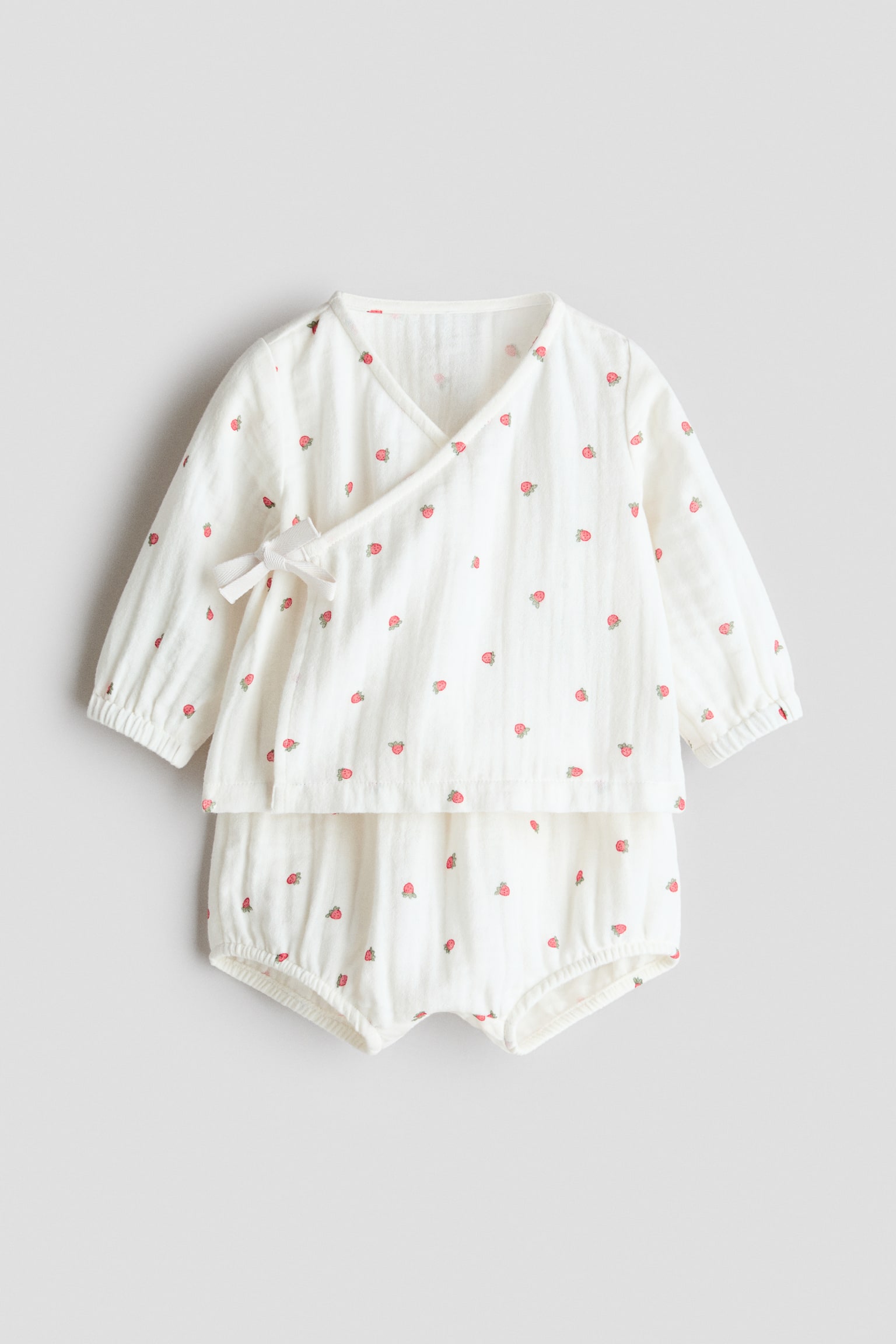 2-piece wrapover muslin set - White/Strawberries/White/Floral
