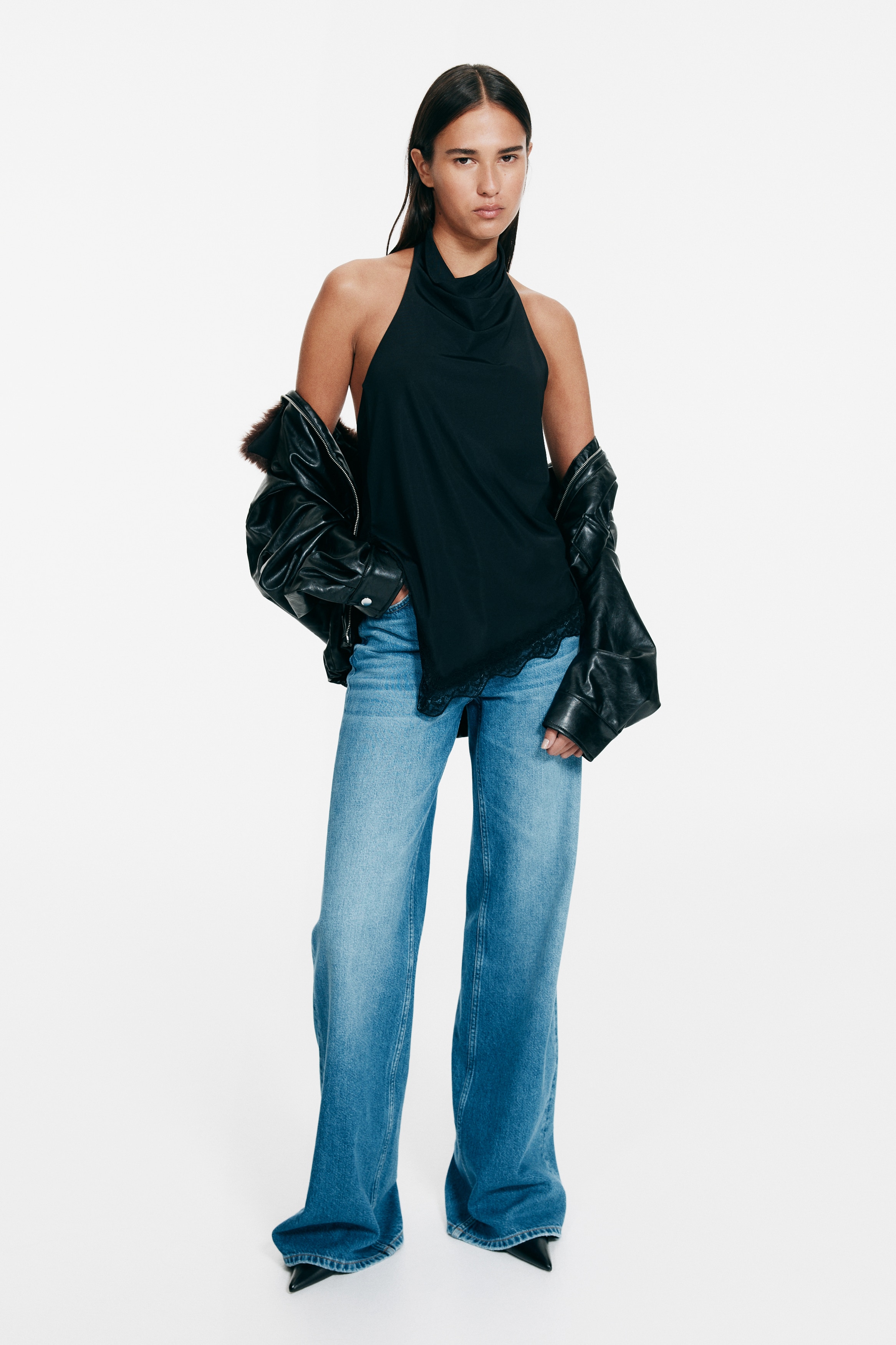 Bluza s halter izrezom ukrašena čipkom - Crna/Smeđa