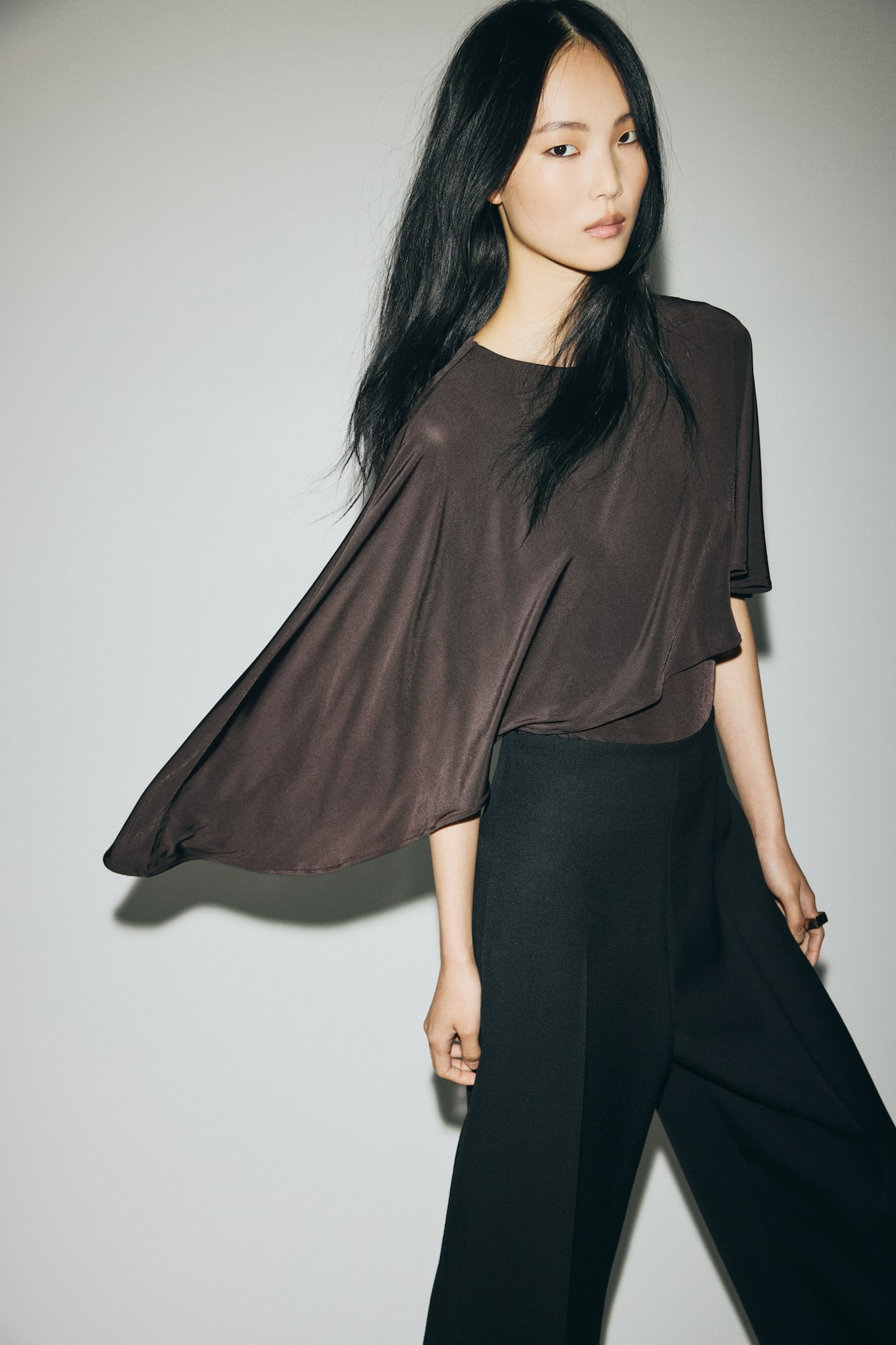 Body string avec cape - Marron foncé - FEMME | H&M FR