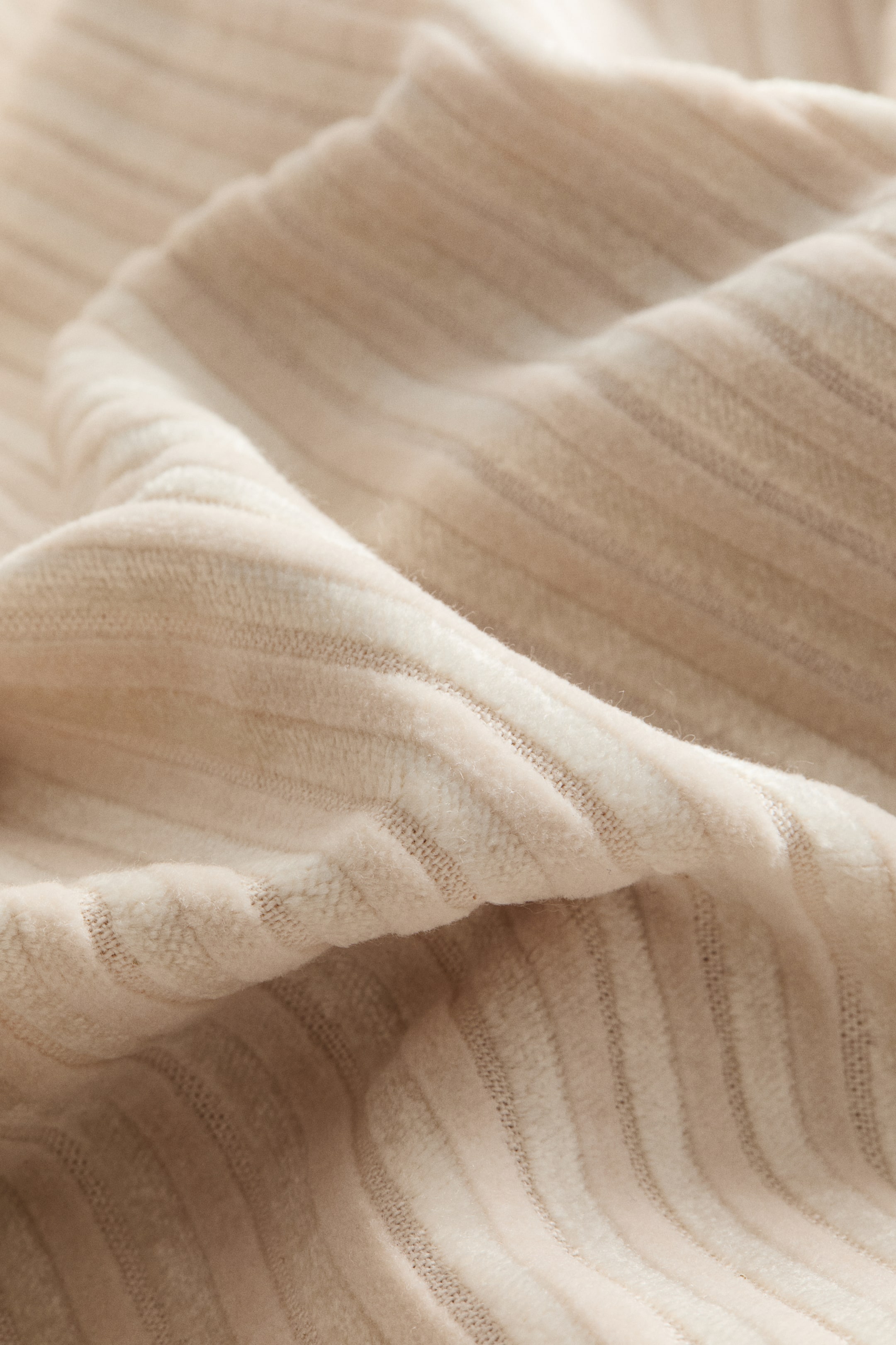 Prikaži veću sliku: Corduroy cushion cover - Cream - Home All | H&M RS 3