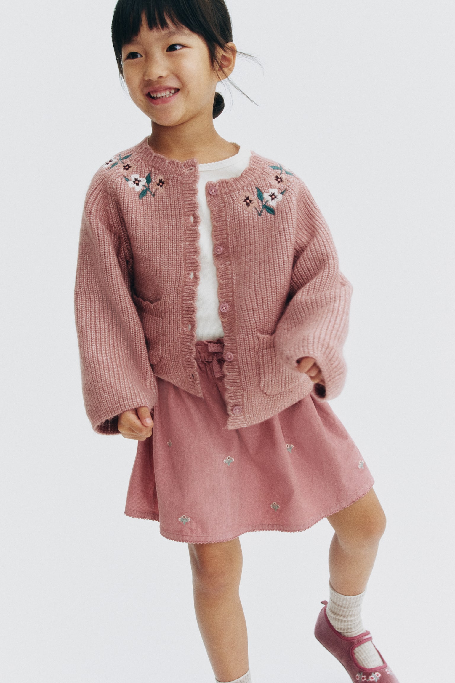 Детская юбка H&M Embroidered-Detail Corduroy, цвет: Пыльный розовый — фото 4