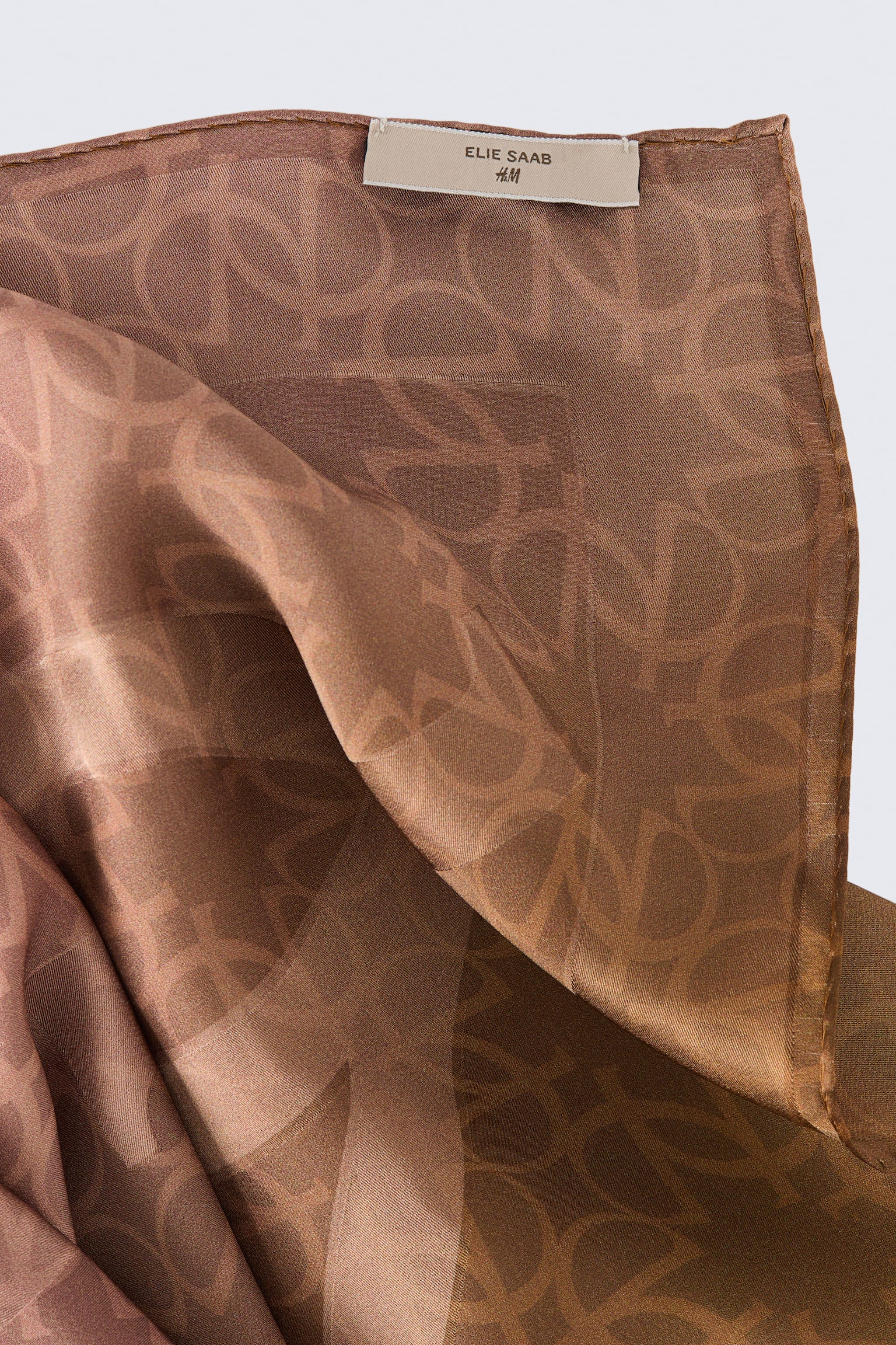 Женский шарф H&M Square Silk, цвет: Коричневый — фото 2
