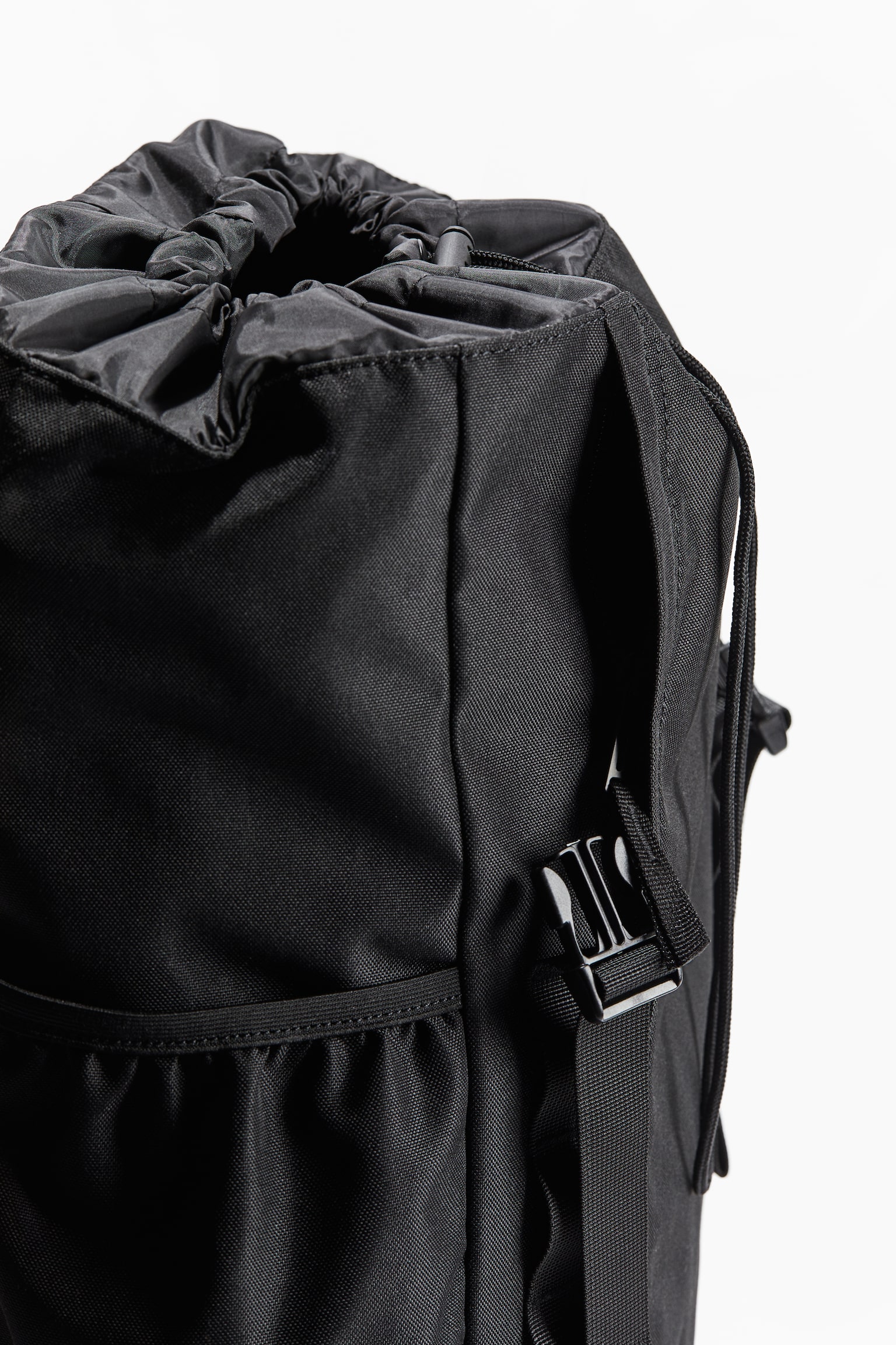 Water-repellent backpack - Preto - 4