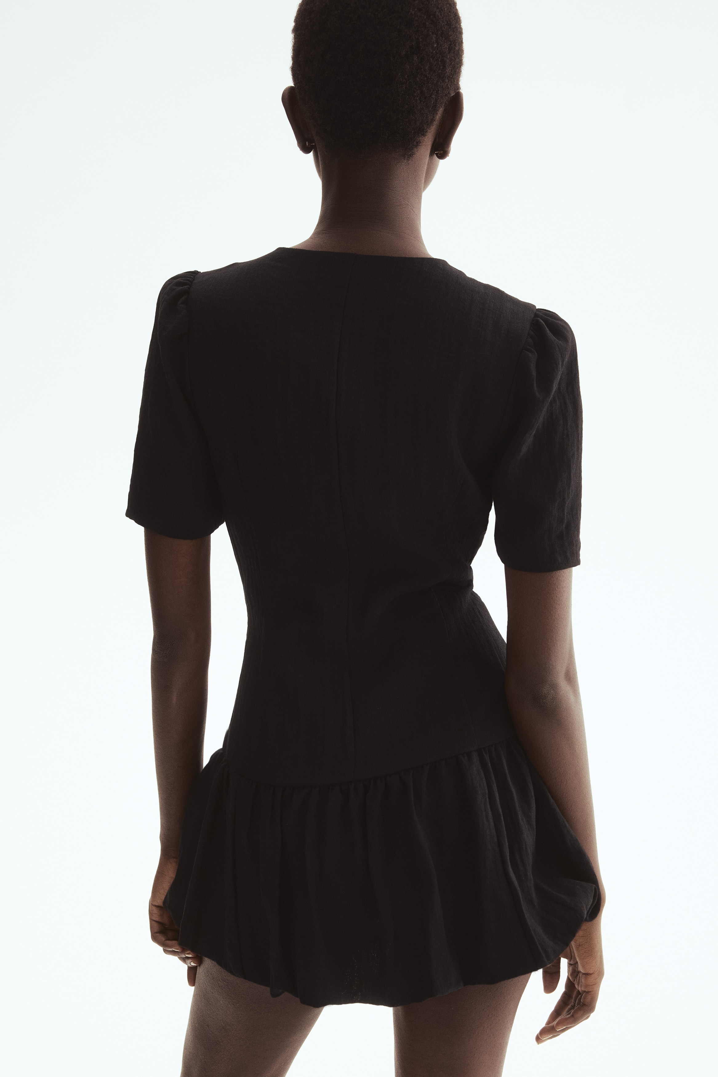 Black Short Dresses | A-Line, T-Shirt & Long Sleeve | H&M GB