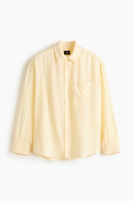 Skjorta i linmix Relaxed Fit