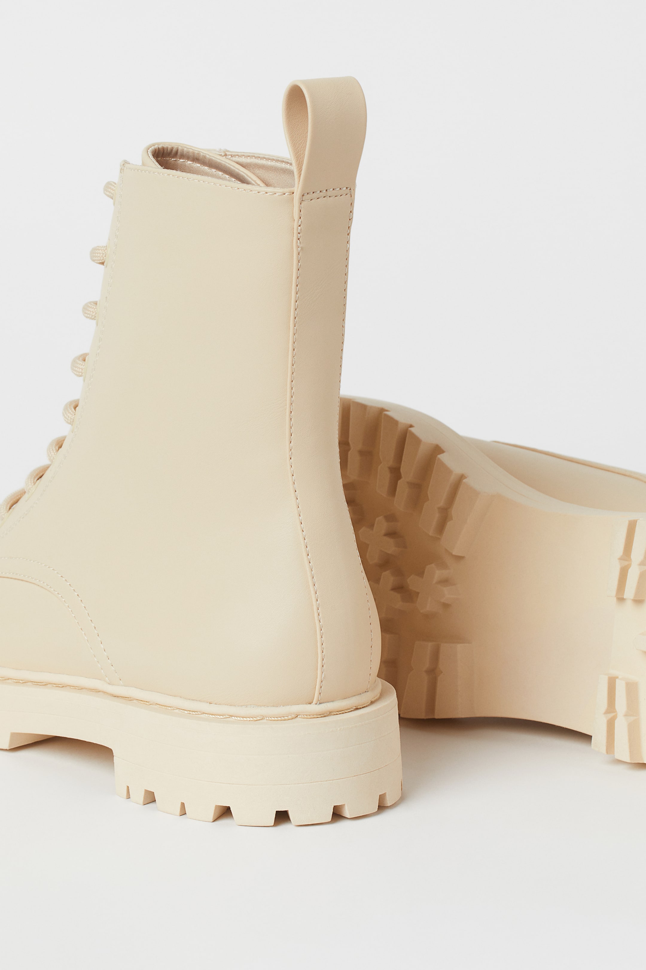 View larger image: Boots - Light beige - Ladies | H&M IN 4