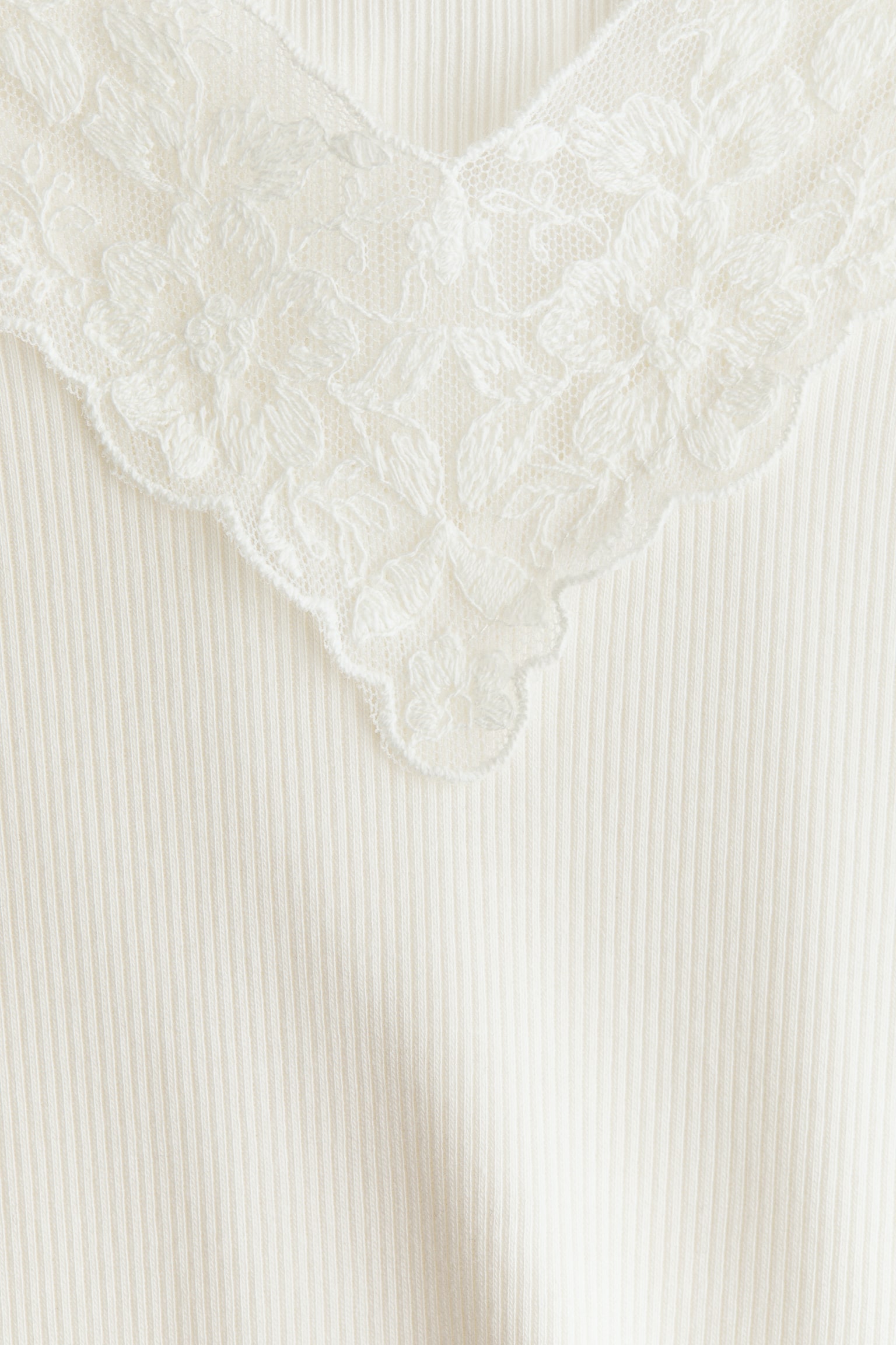 חולצת ריב עם צווארון וי - לבן/שחור/לילך - 6