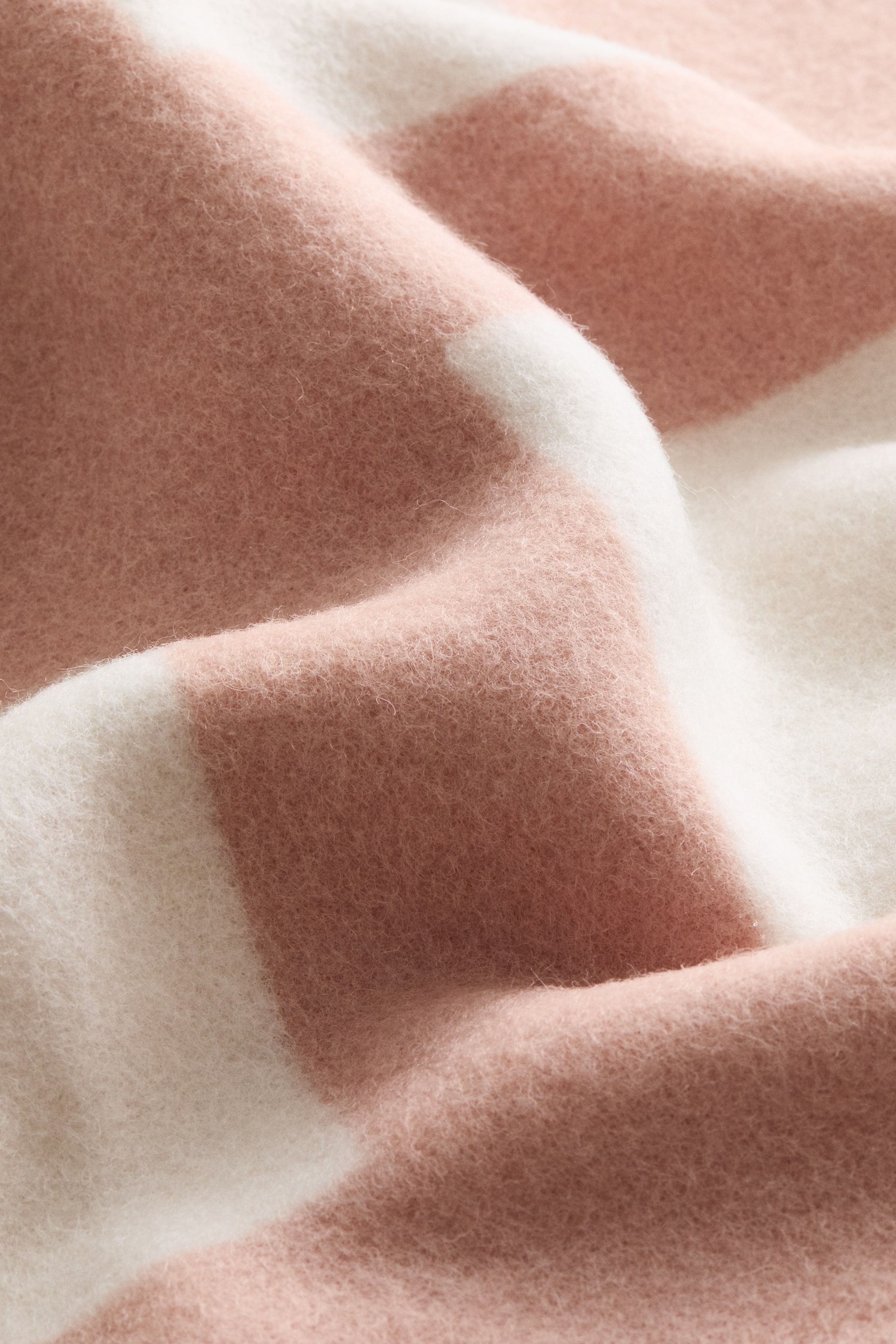 拡大画像を表示: ウールブレンドブランケット - ピンク／クリーム - Home All | H&M JP 3