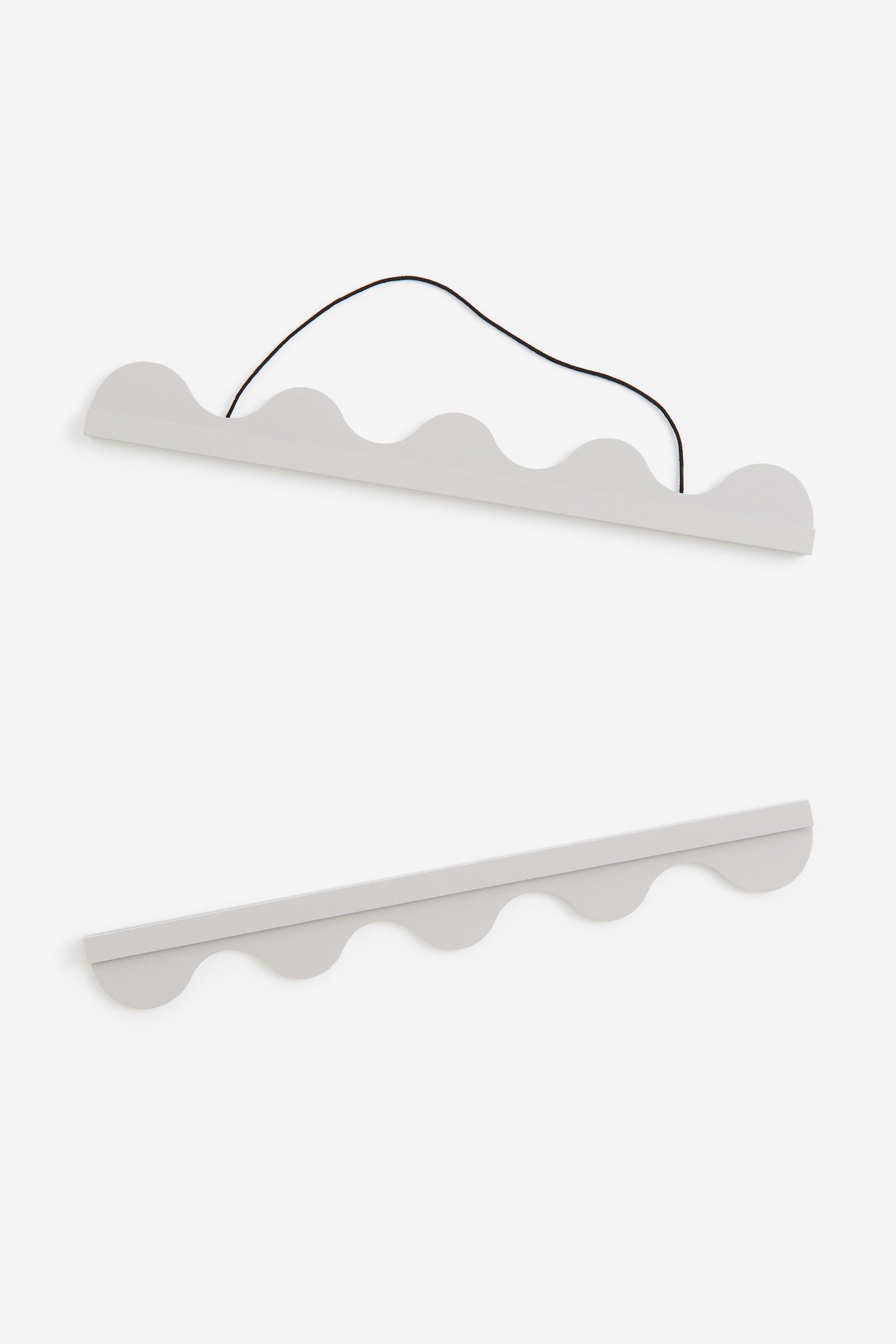 Wavy-edge Poster Hanger