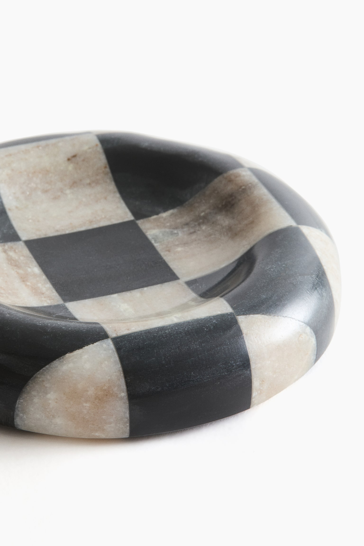 מגש שיש בינוני - בז‘/שחור משבצות/בז'/לבן משבצות - 7