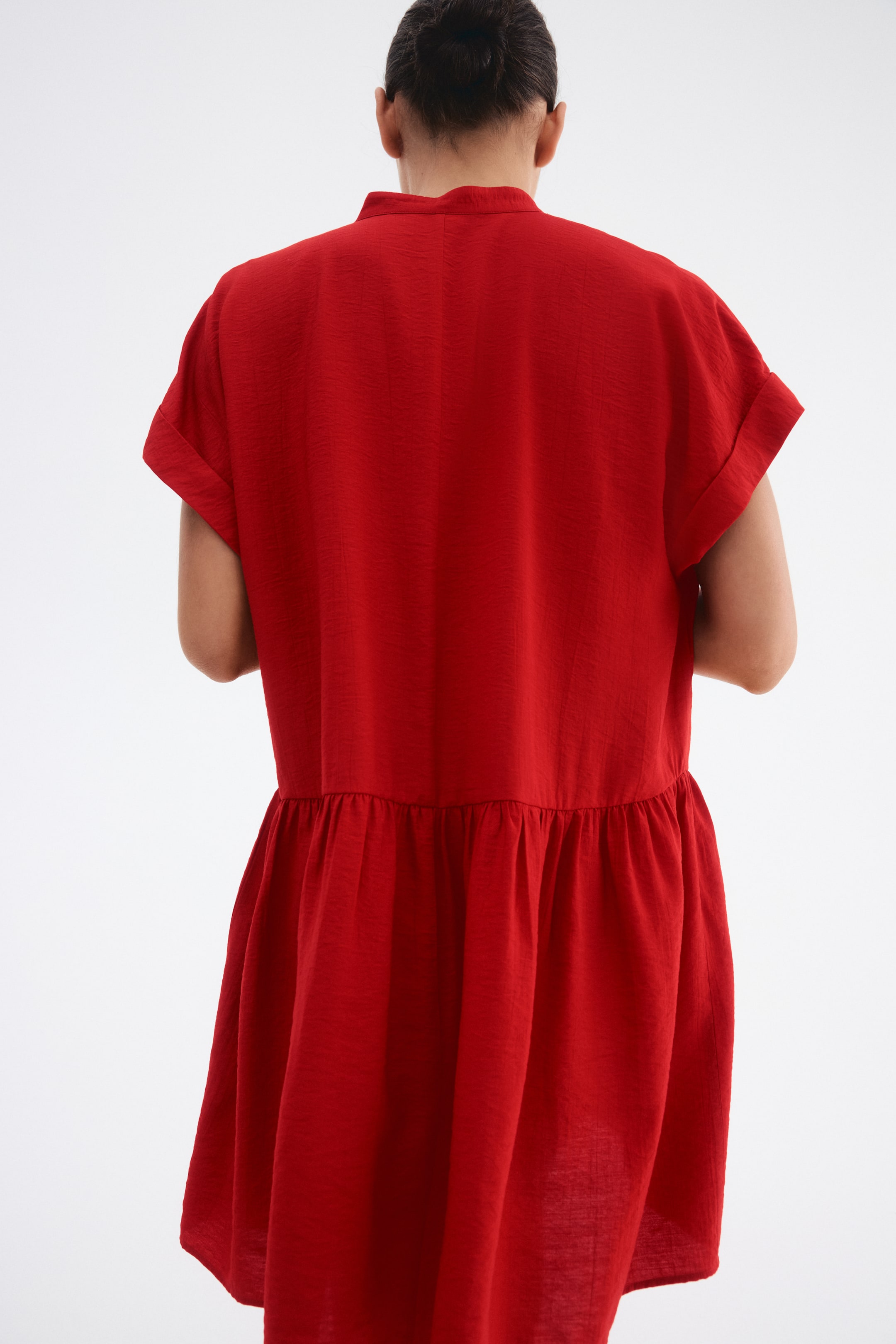 Agrandir l'image: Robe tunique froissée - Rouge vif - FEMME | H&M FR 3