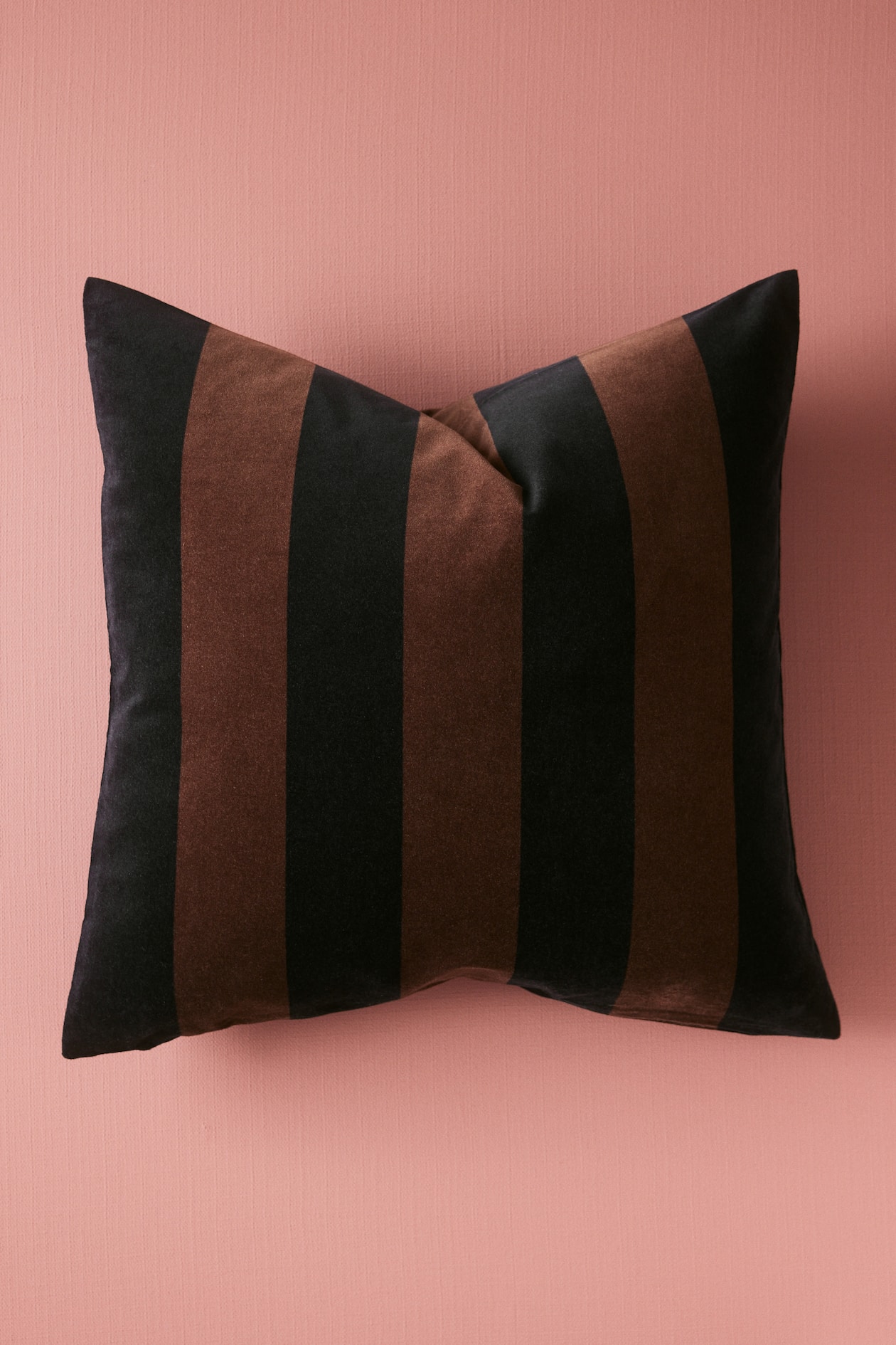 Striped Velvet Cushion Cover Black/striped Home All H&M US