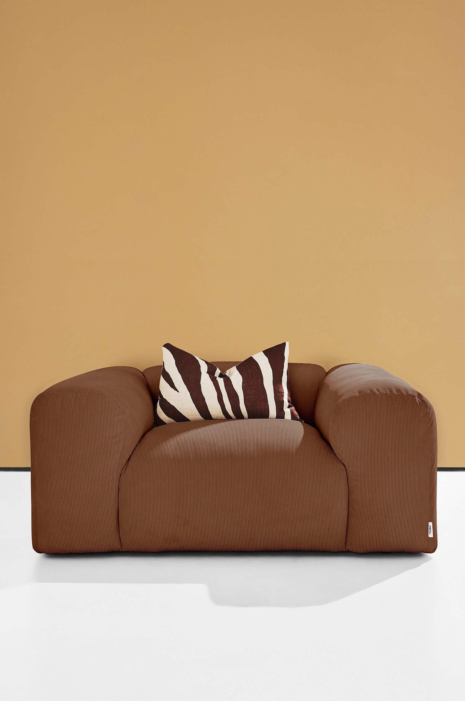 Wenju Lænestol - Brunt/Offwhite/Abrikosrosa/Sort/hvid