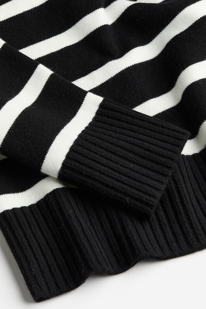 Loose-fit jumper - Black/Striped/Dark grey/Striped/Light beige/Striped - 5