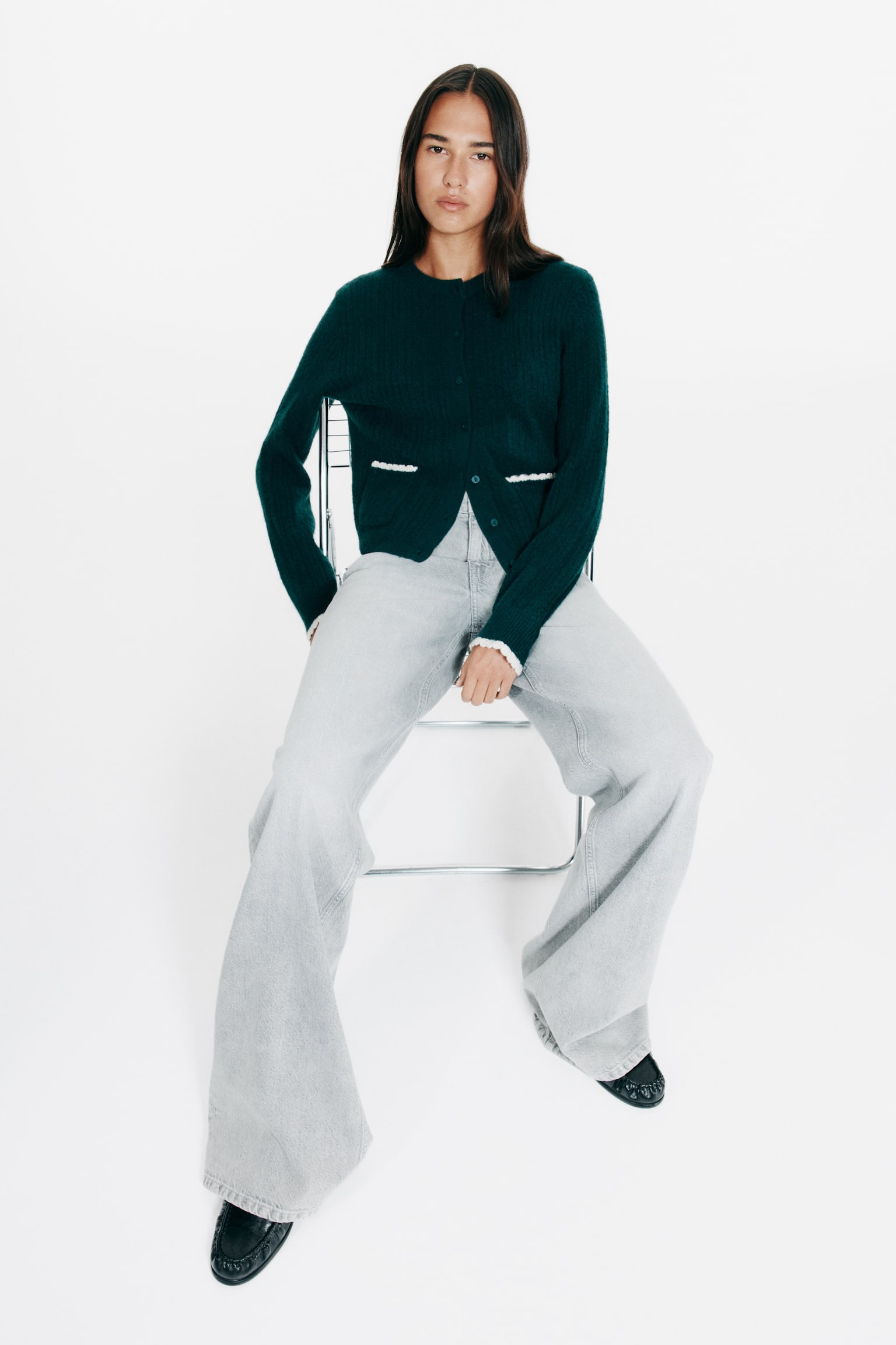 Cardigan in Zopfstrick - Dunkelgrün/Graumeliert - 2