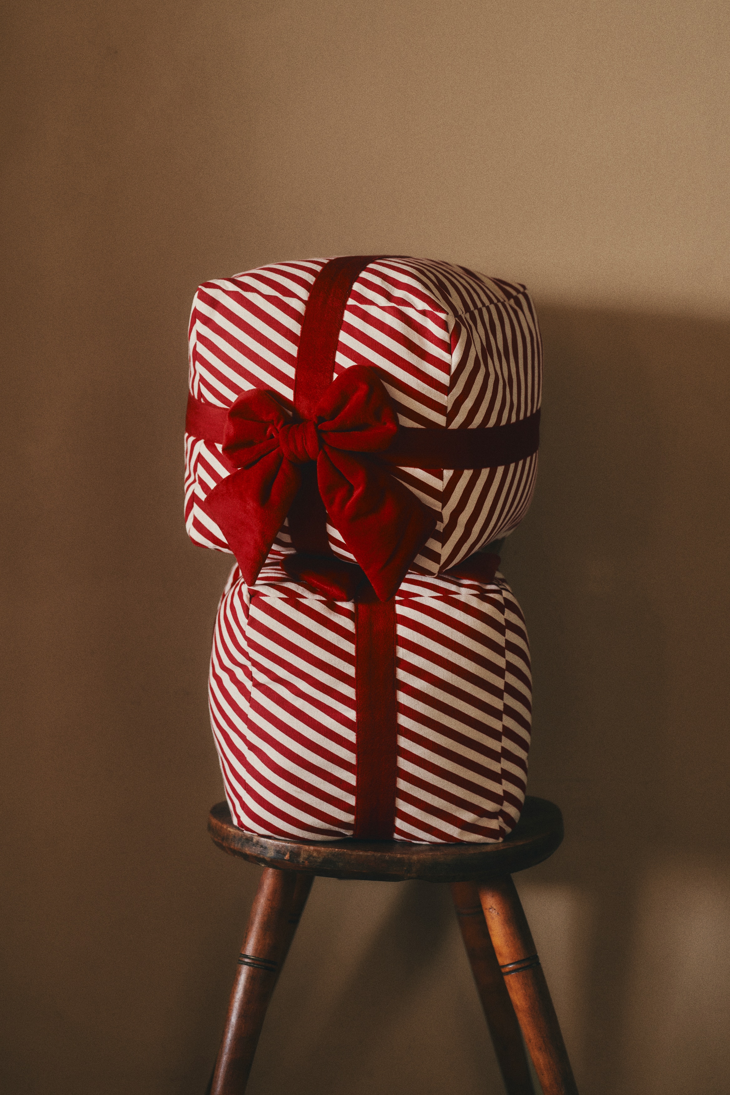 Christmas cushion - Red/Striped