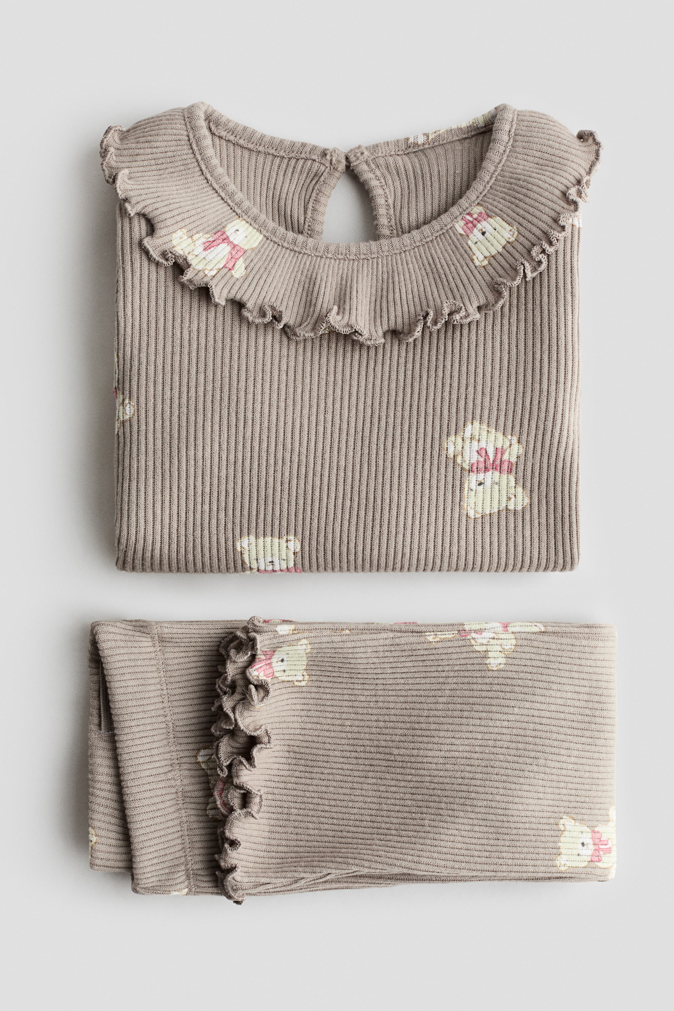 View larger image: 2-piece printed set - Beige/Teddy bears - Kids | H&M IE 2