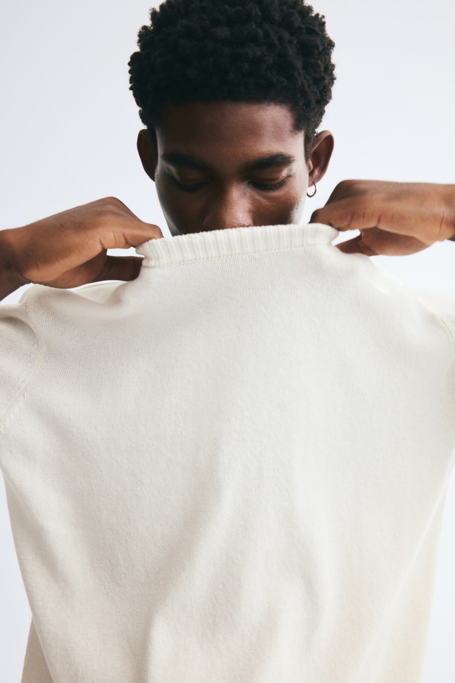 Мужская футболка H&M Regular-Fit Knit, цвет: Кремовый — фото 4