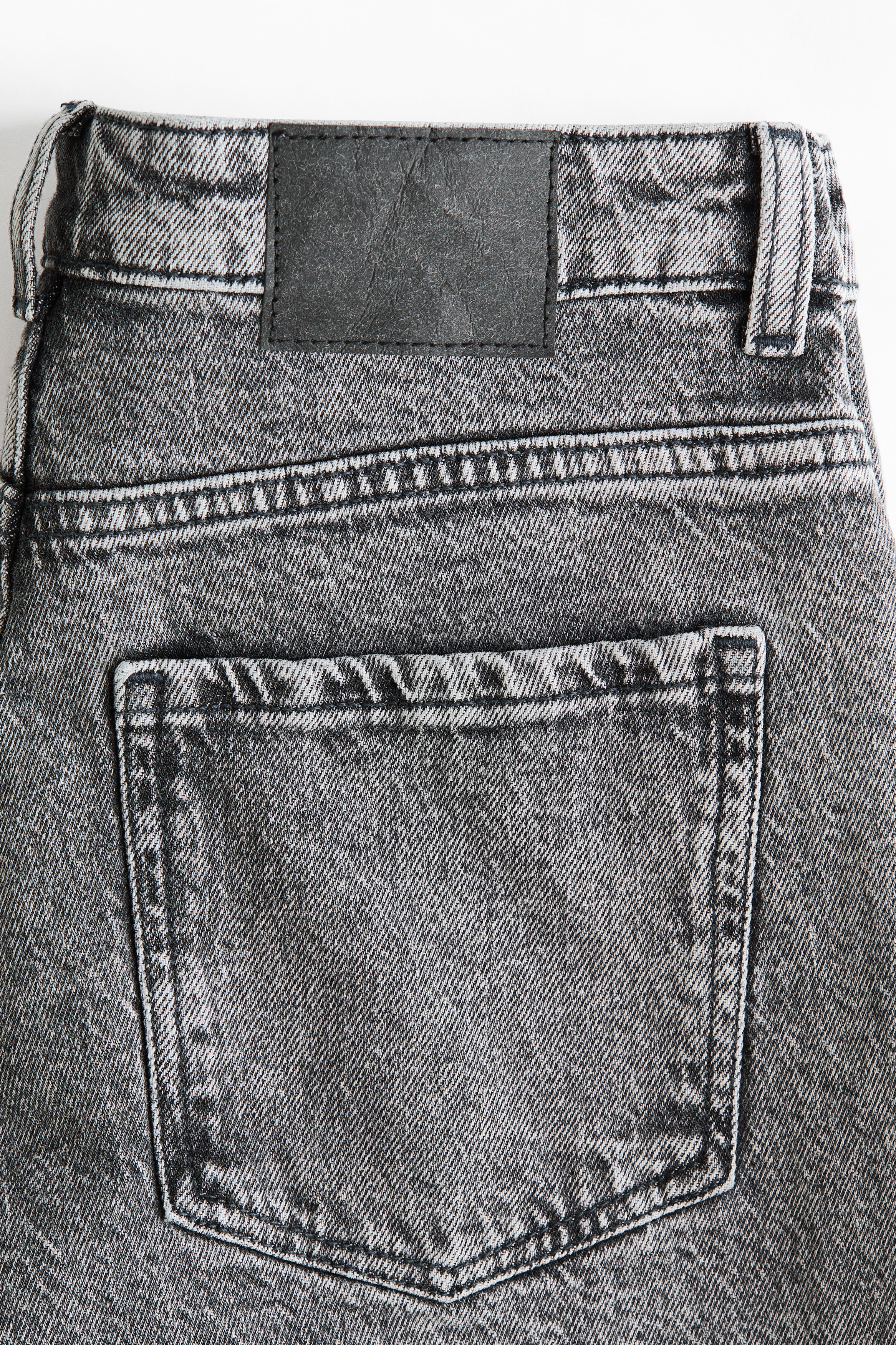 Slim Straight Regular-Waist Jeans - thumbnail 7