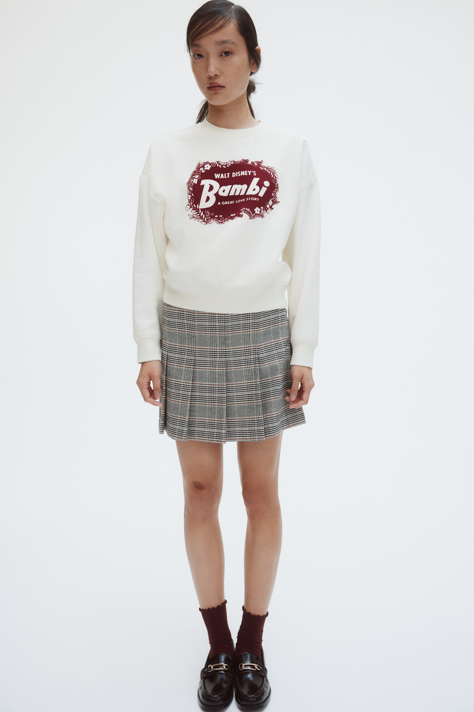 Áo nỉ in hình - Màu trắng/Bambi - 4