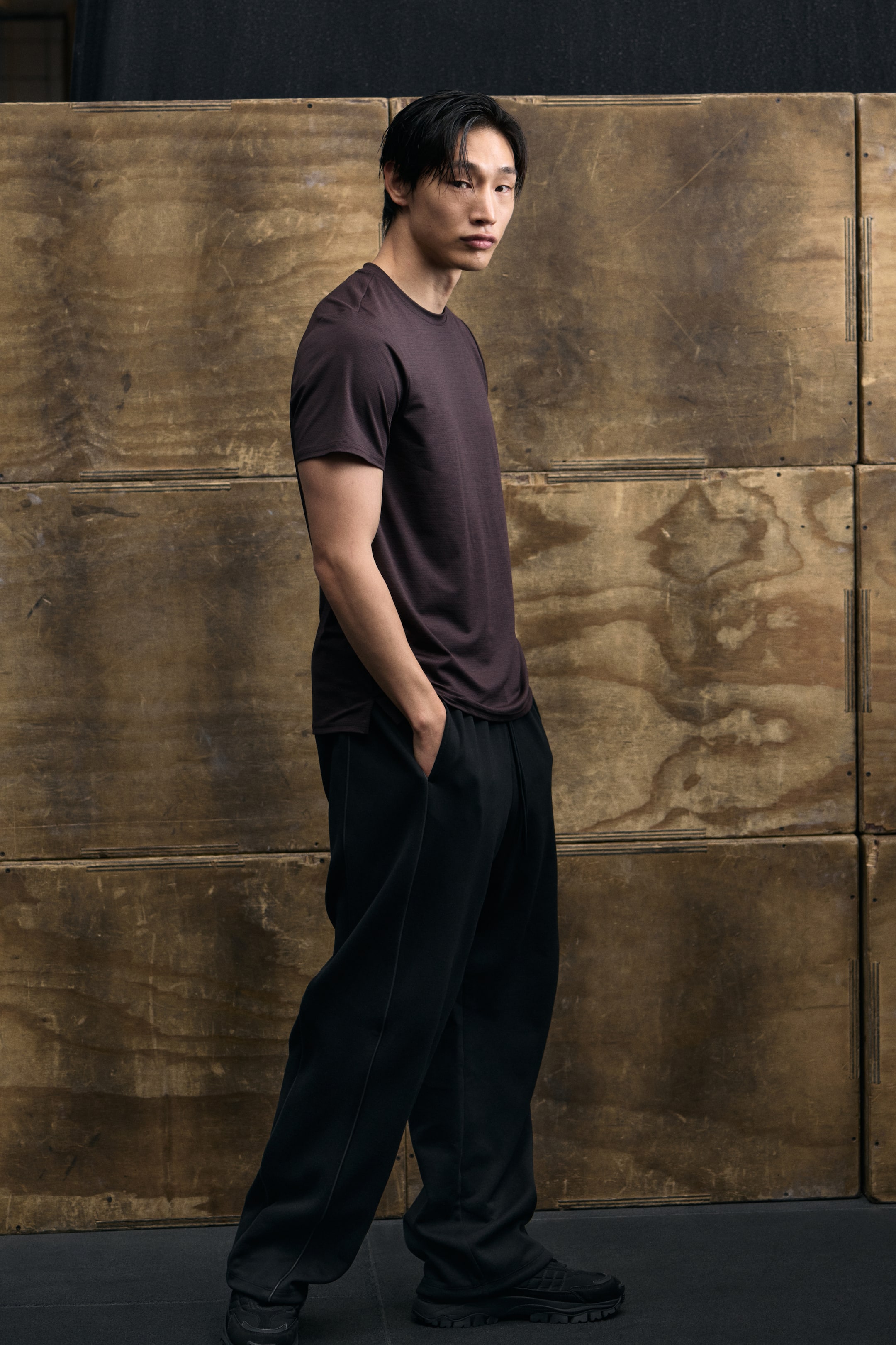 Ampliar la imagen: Playera deportiva de malla con DryMove™ - Café oscuro - Men | H&M MX 3