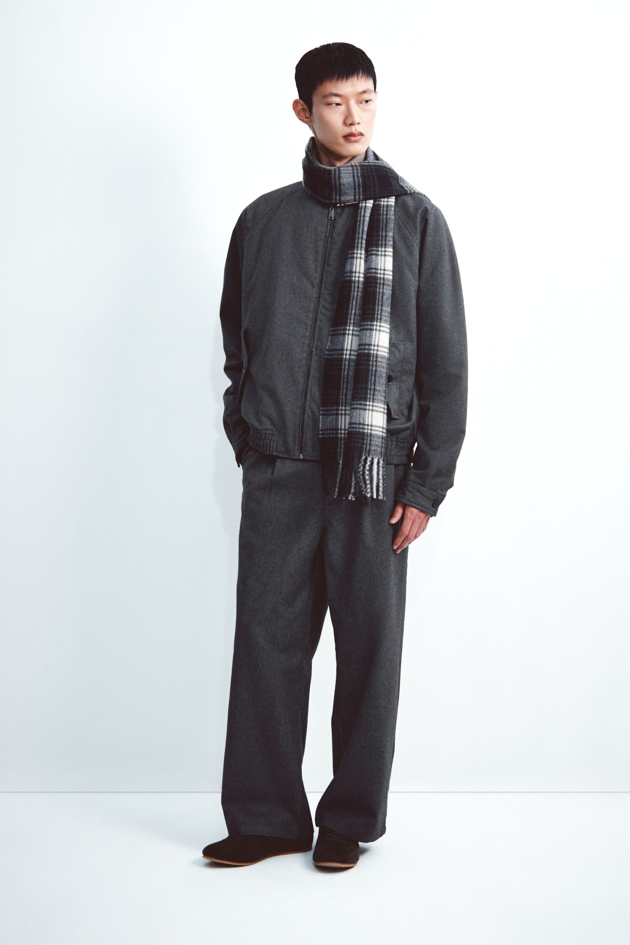 이미지 확대 보기: 와이드 테일러드 팬츠 루즈핏 - 다크 그레이 - Men | H&M KR 1