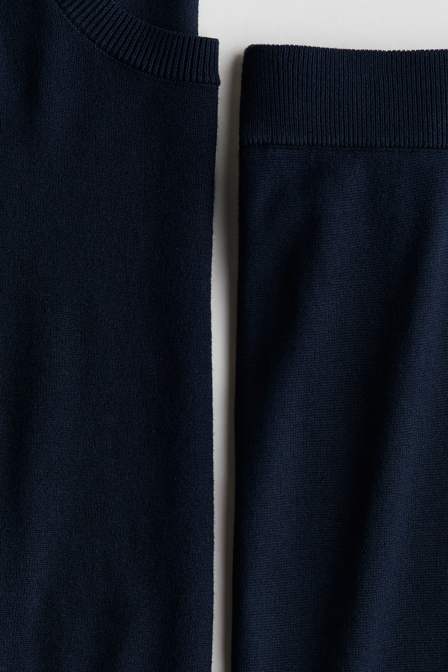 2-piece fine-knit set - Navy blue/Light grey/Cream - 3