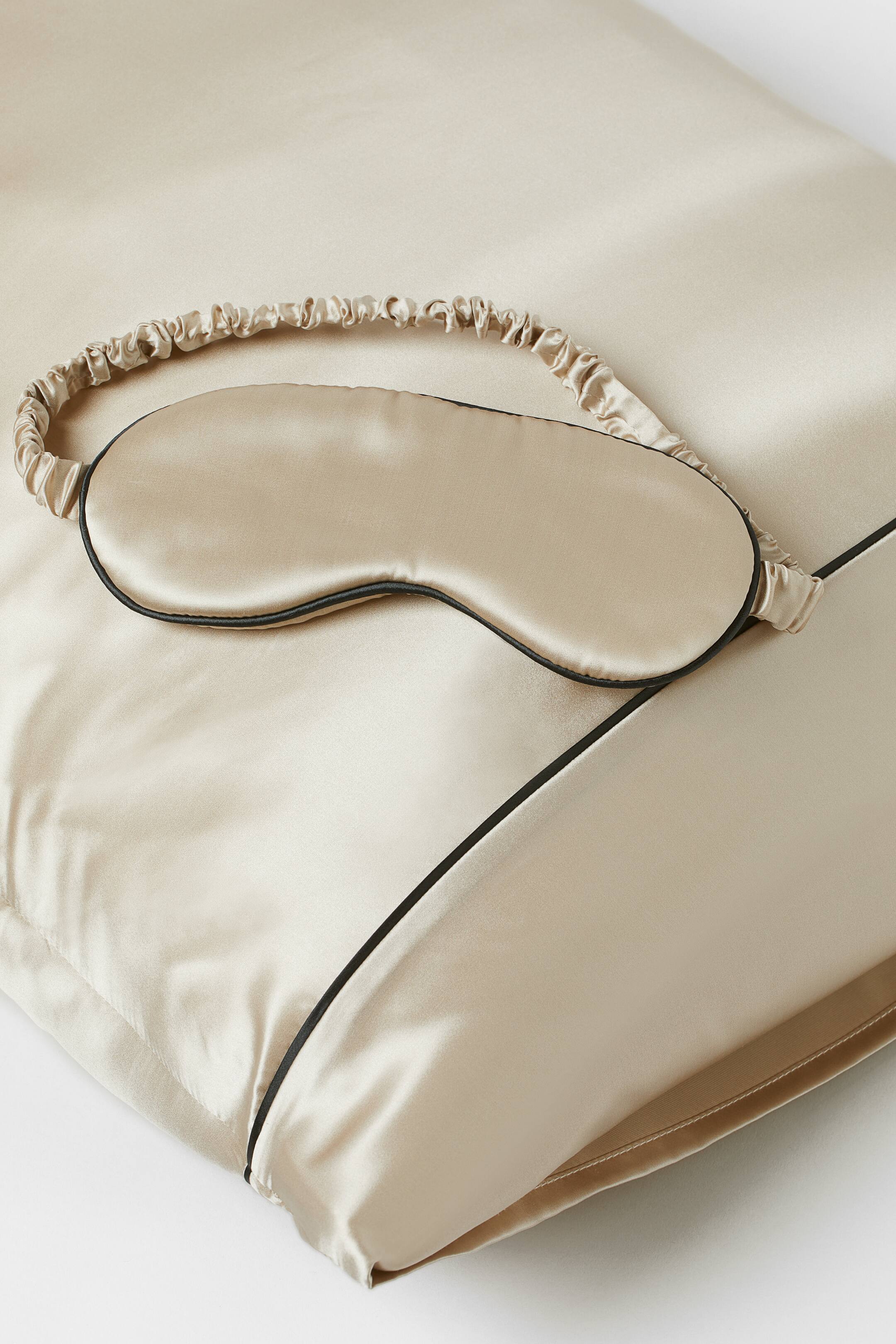 Silk Pillowcase and Sleep Mask Light beige Home All H&M US