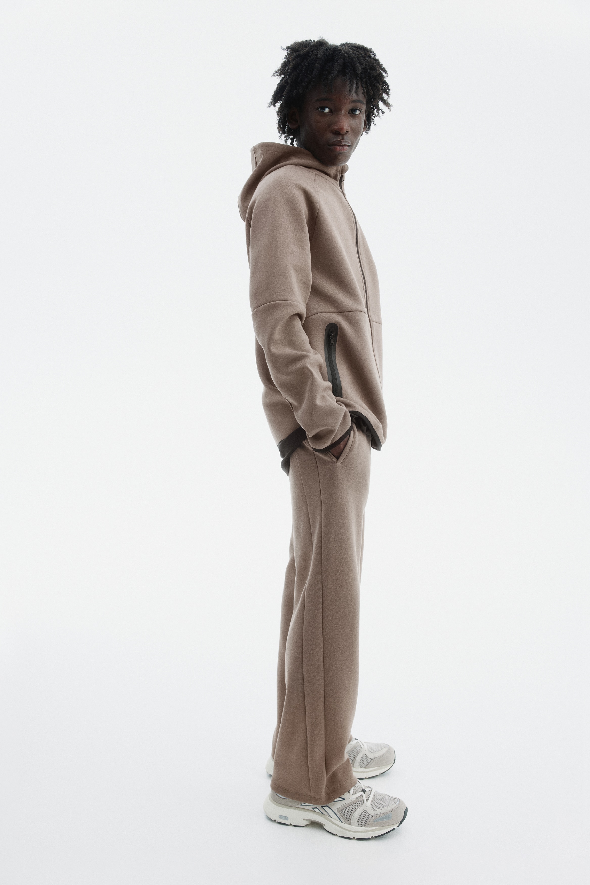 【H&amp;M】DryMove パイピングディテールフーデッドスポ スポーツフーデッドトップス DryMove™ - ライトグレーメランジ - Kids