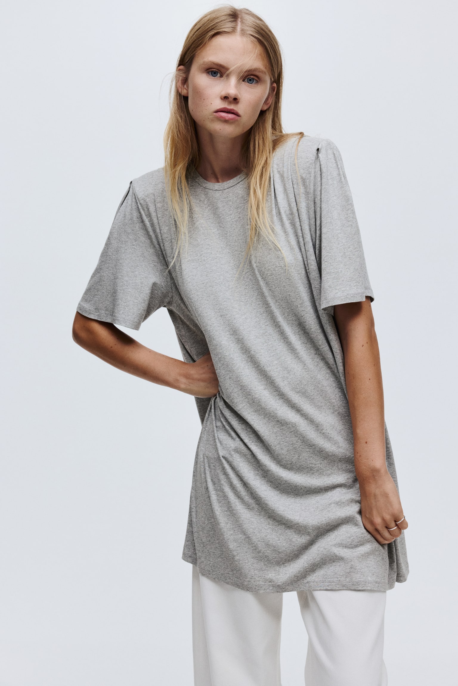 長版墊肩T恤 - 淺灰混色 - 5