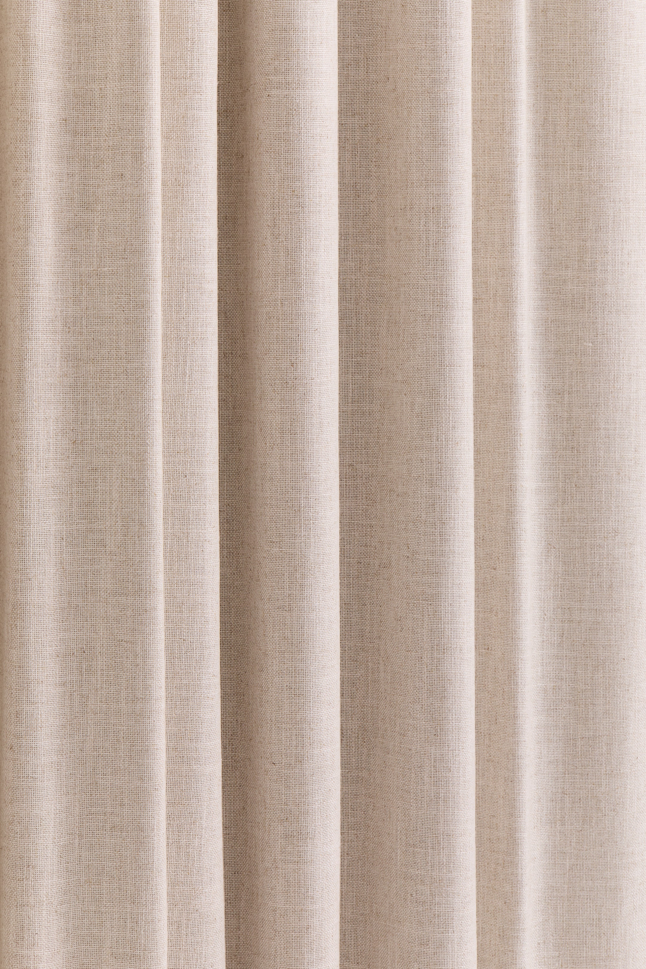 Single-Pack Long and Wide Blackout Curtain