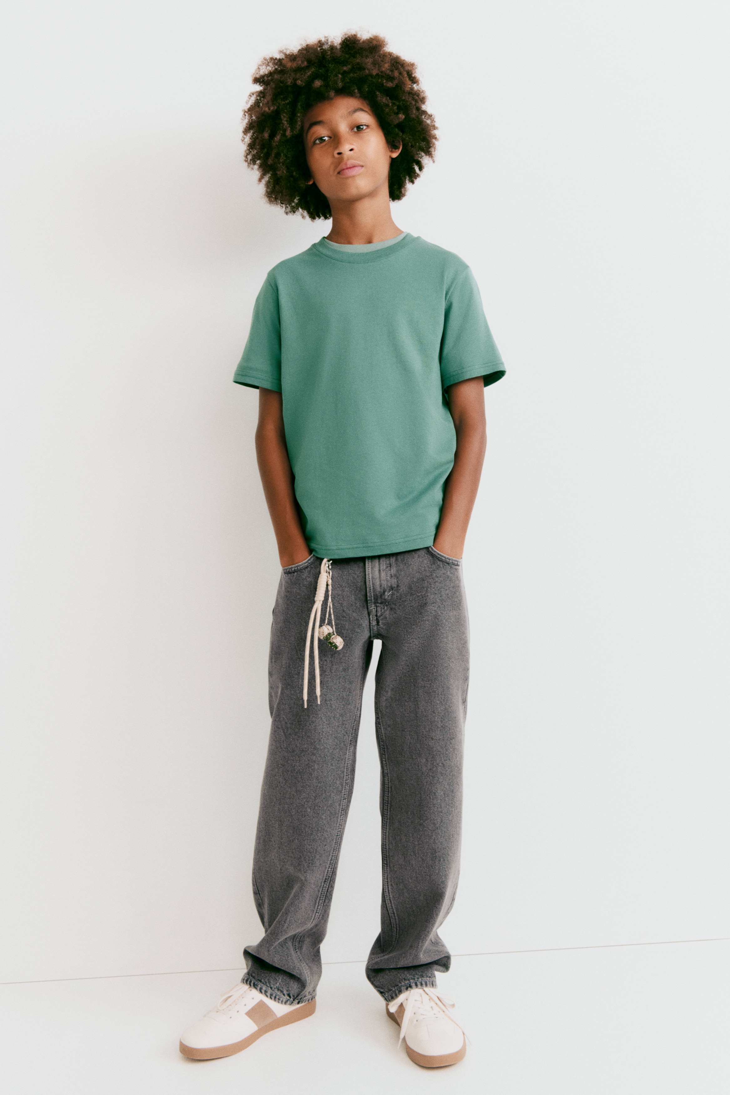 Relaxed Fit Straight Leg Jeans - Deniminharmaa/Tumma deniminsininen/Vaalea deniminsininen
