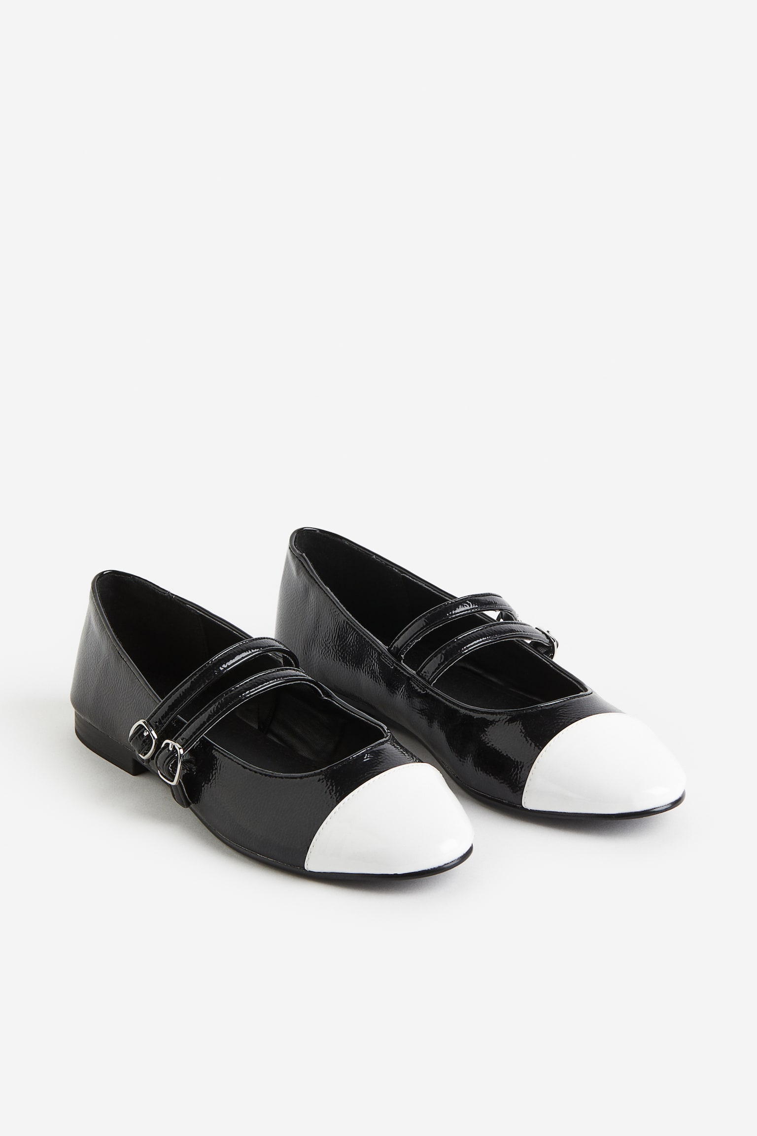 Ballet Flats - Black/White - 2