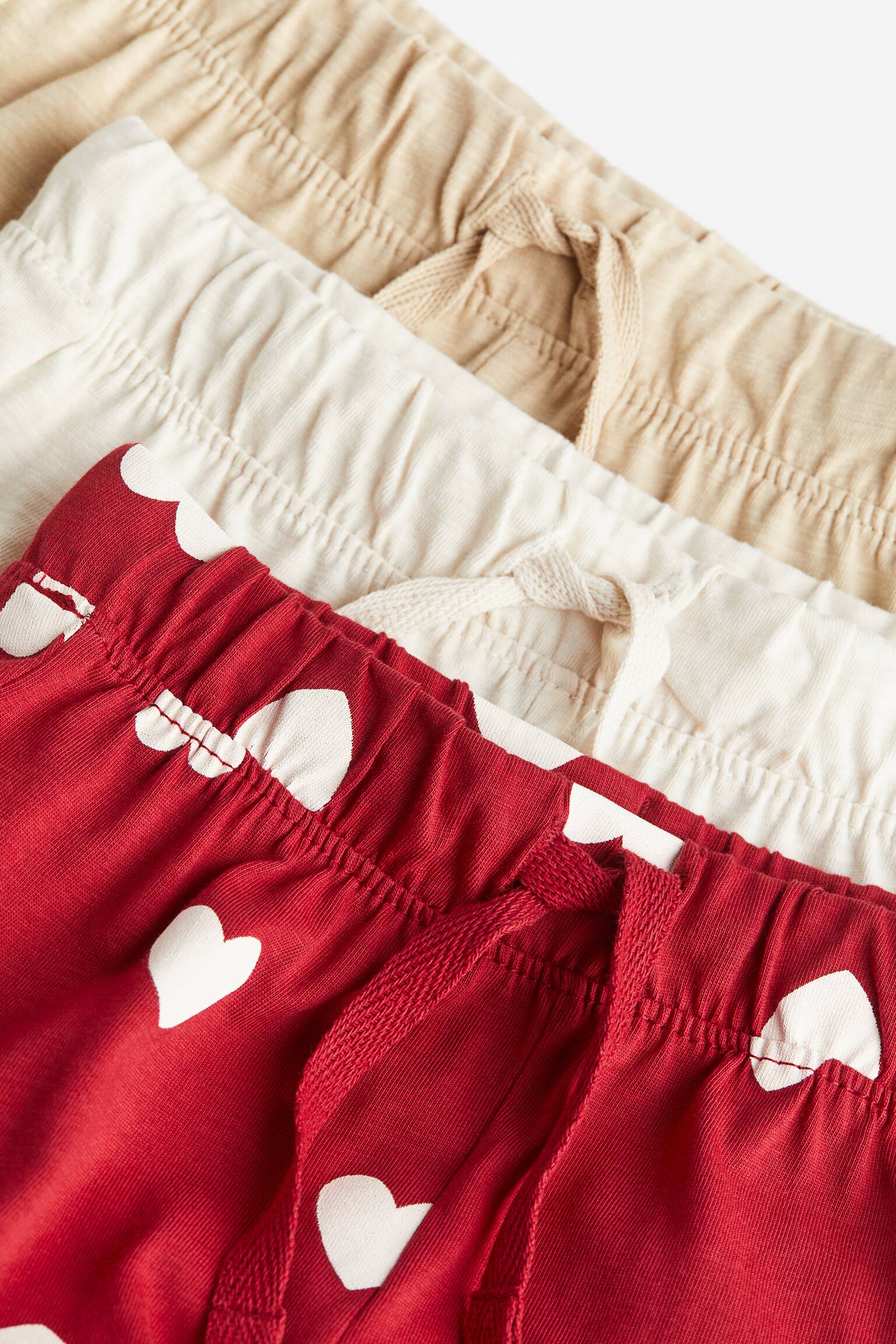 3-pack Flounce Trim Shorts - Red/Hearts - 2