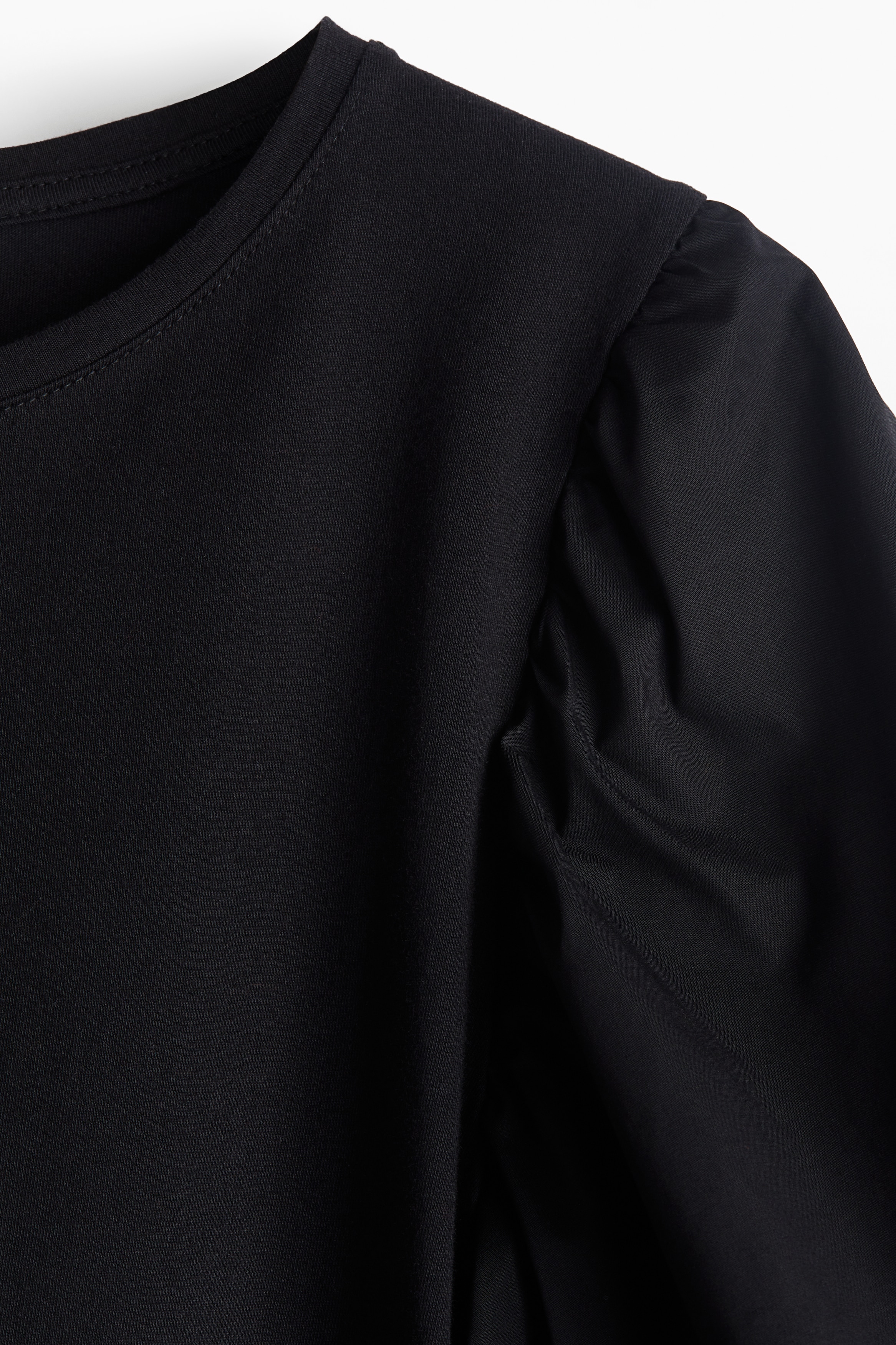 Balloon-sleeved top