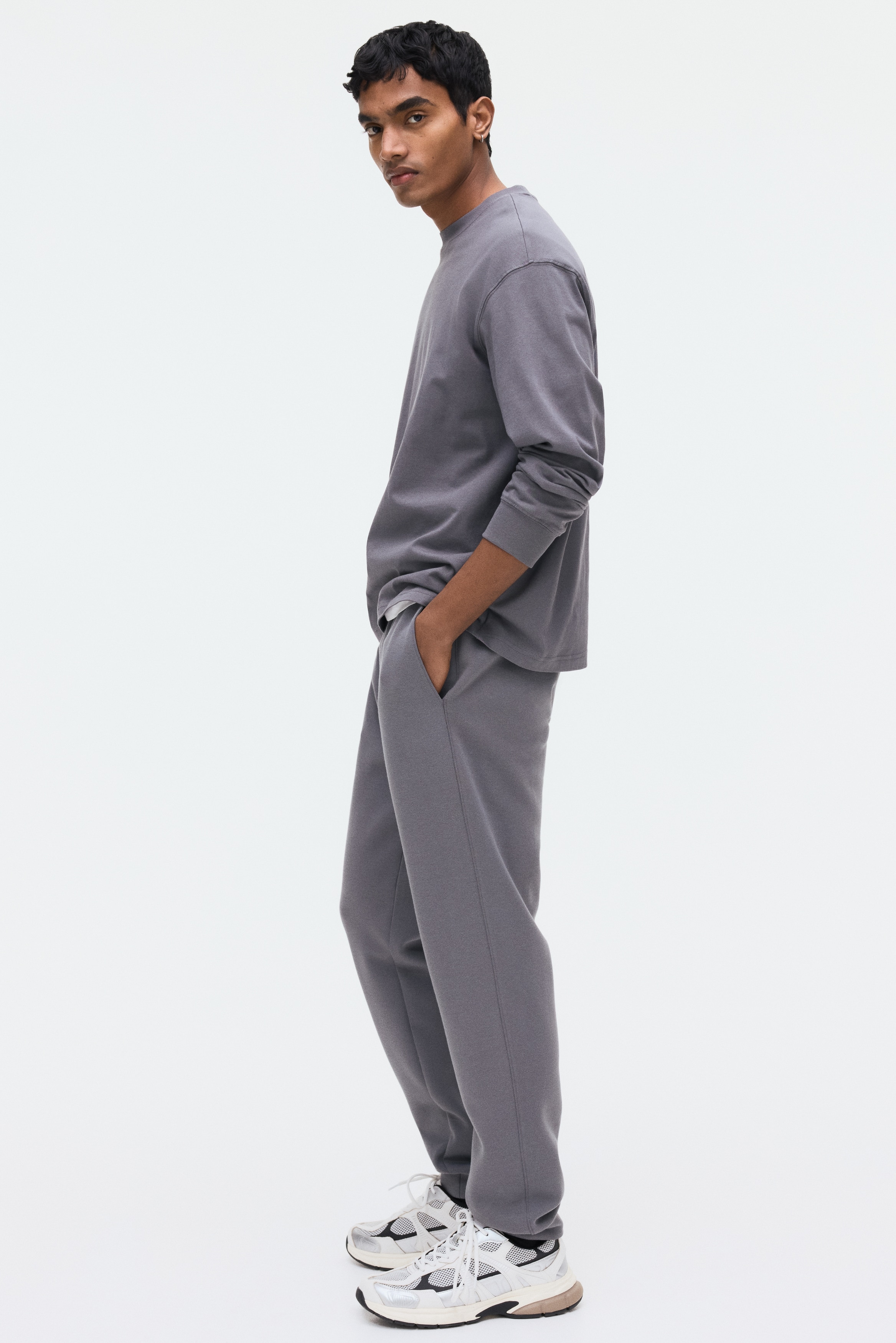 Regular Fit Sweatpants - Dark grey/Black/Dark blue/Dark brown