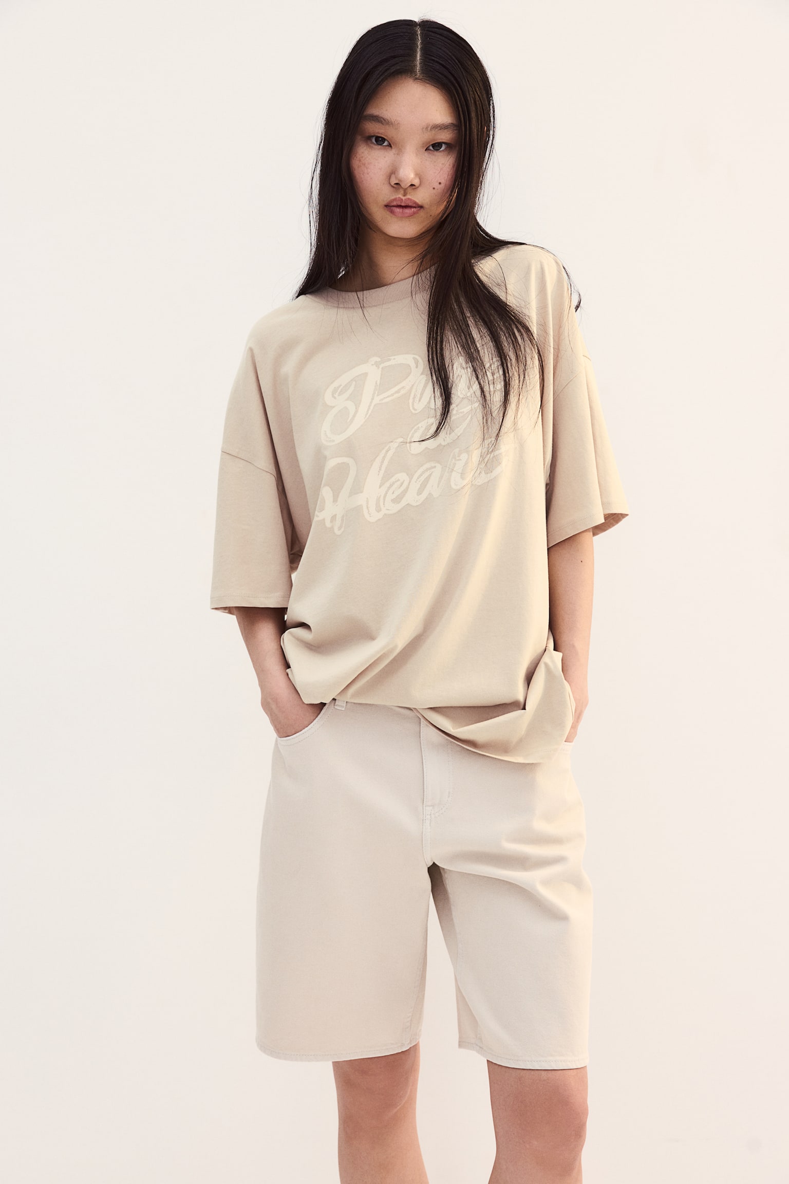 Oversized Design Detail Tee - Light beige/Pure At Heart/Cream/Dystopia/Light turquoise/Visionary/Cream/Los Angeles/Light beige/Cafe de Pompeii/Dark grey/Manhattan - 1